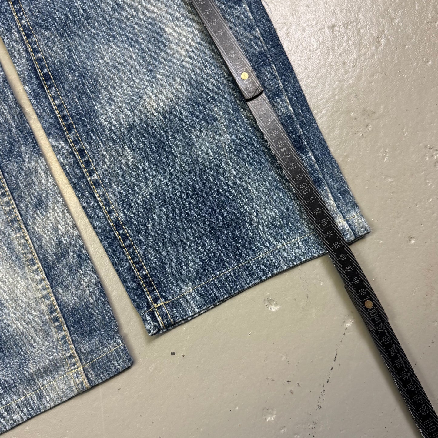 2000’s Big Group Japanese Straight Jeans *rare 29x28