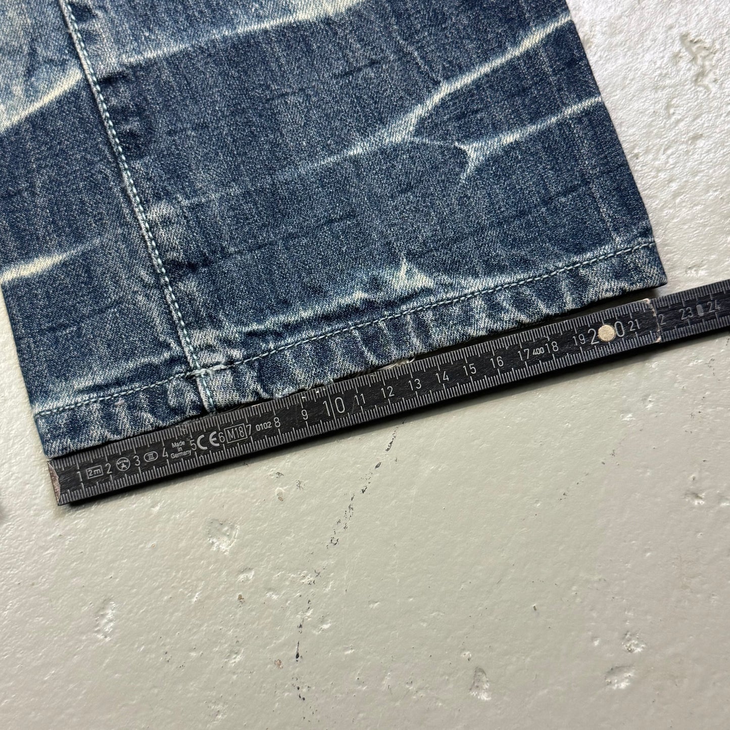 2000‘s Evisu Japanese Baggy/Straight Jeans *very rare 32x34