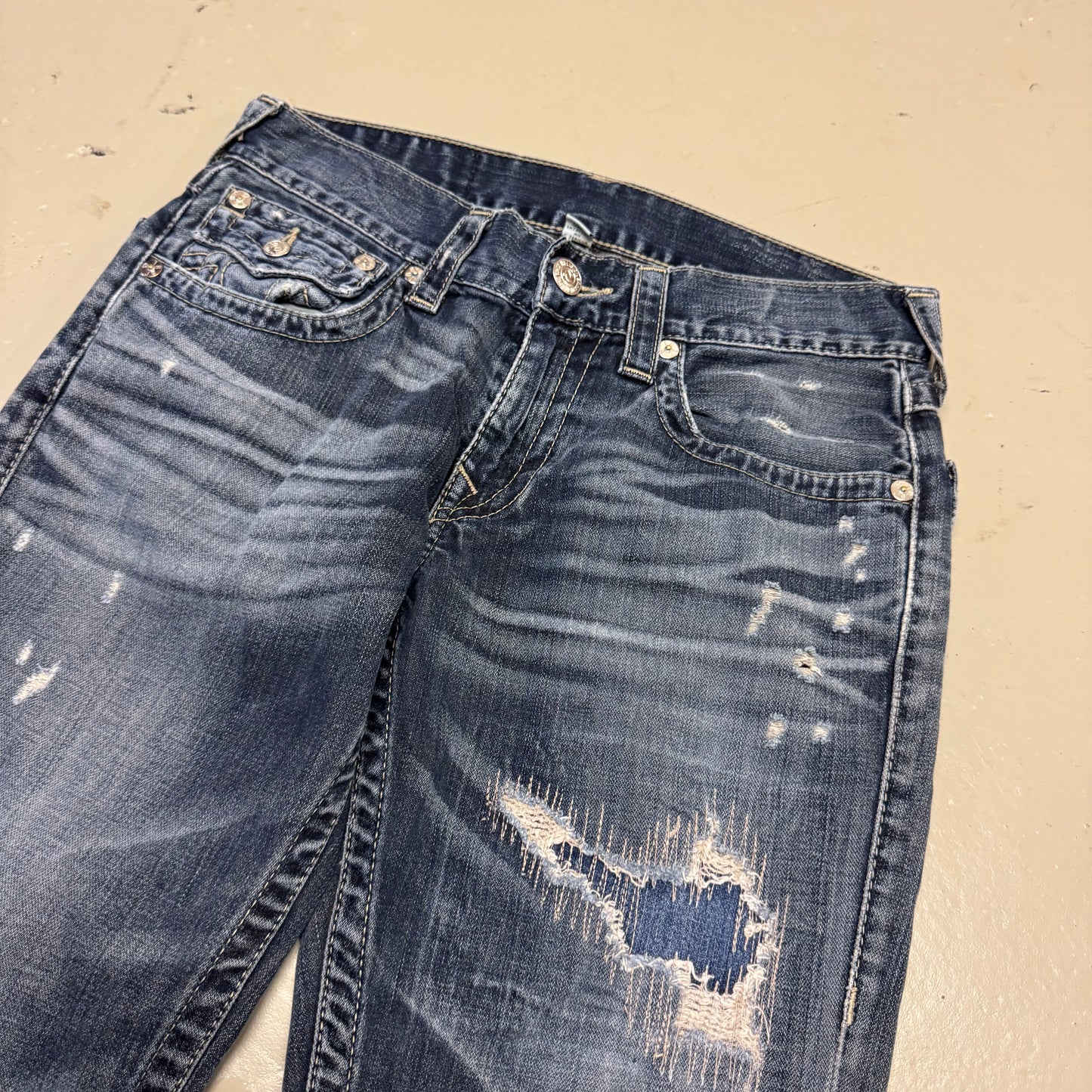 2000‘s True Religion Straight Jeans 30x29
