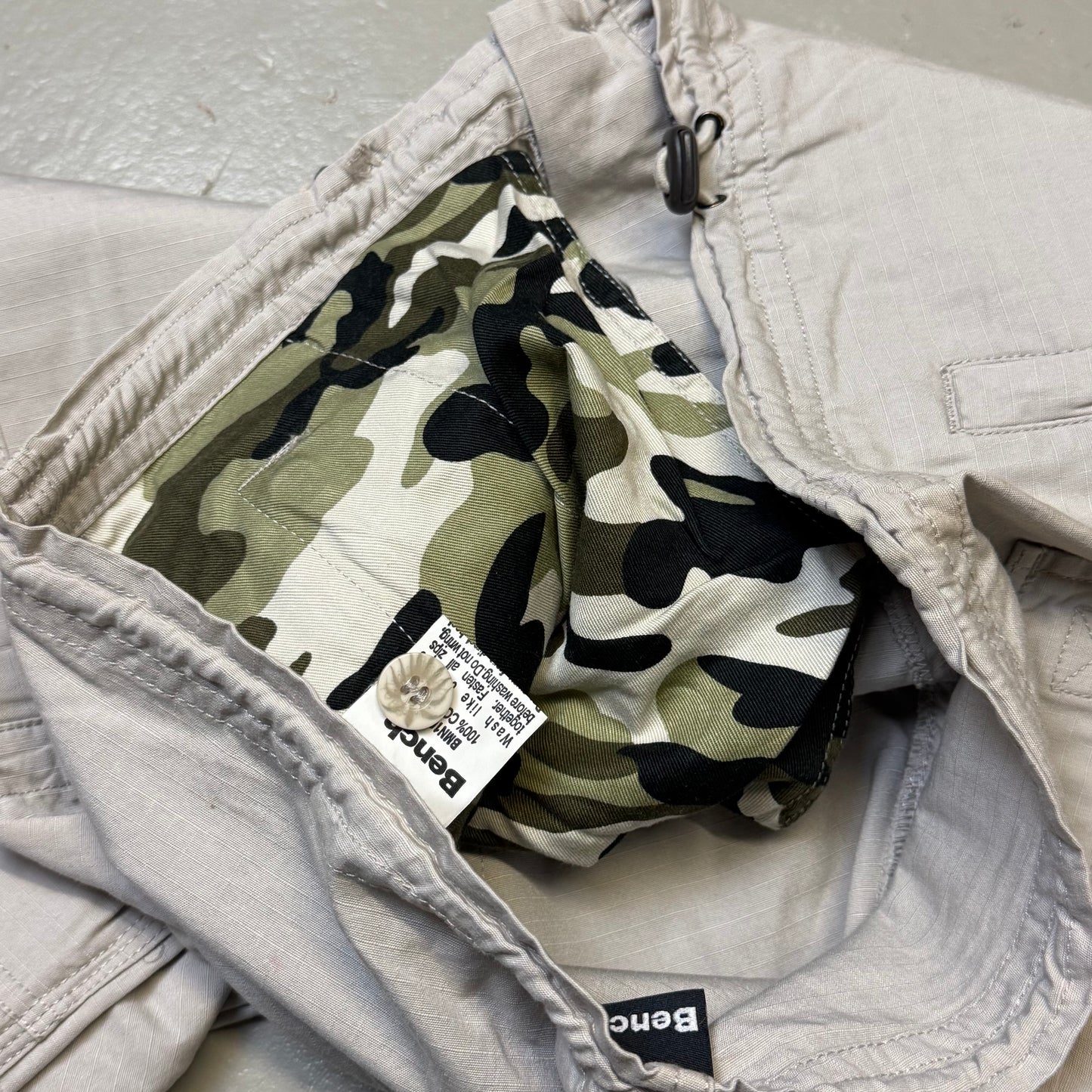 2000‘s Bench Multipocket Baggy Pants *rare (M)