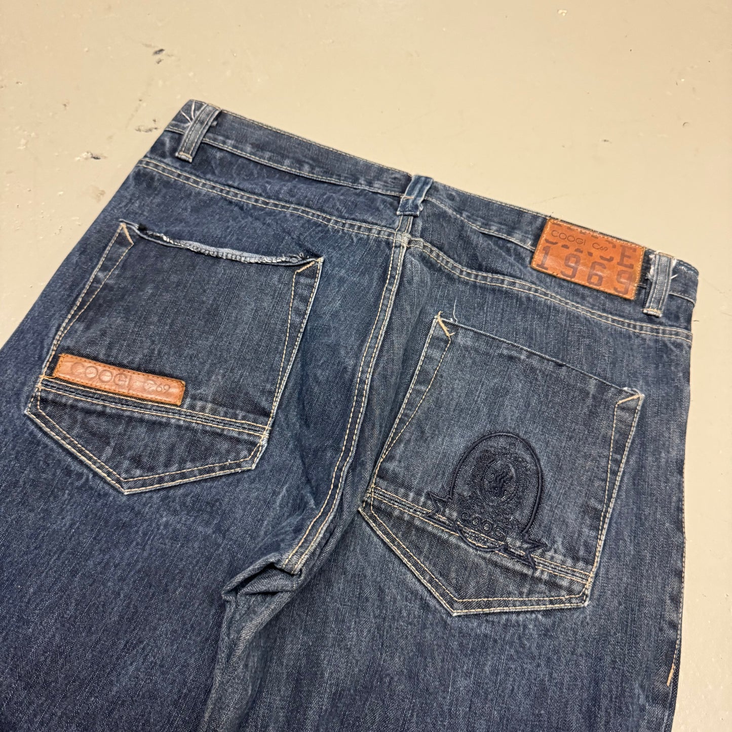 2000‘s COOGI Hip Hop Baggy Heavy Denim Jeans *very rare 36x34