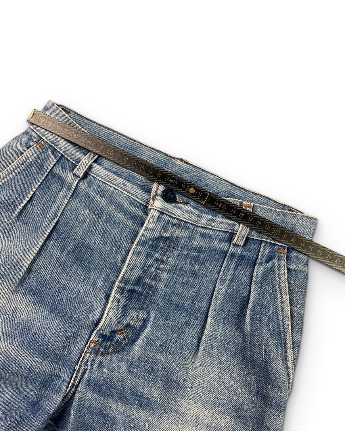 1980's Levi´s Baggy Jeans Women's *very rare 25x30 (XS) - Lennys Vintage