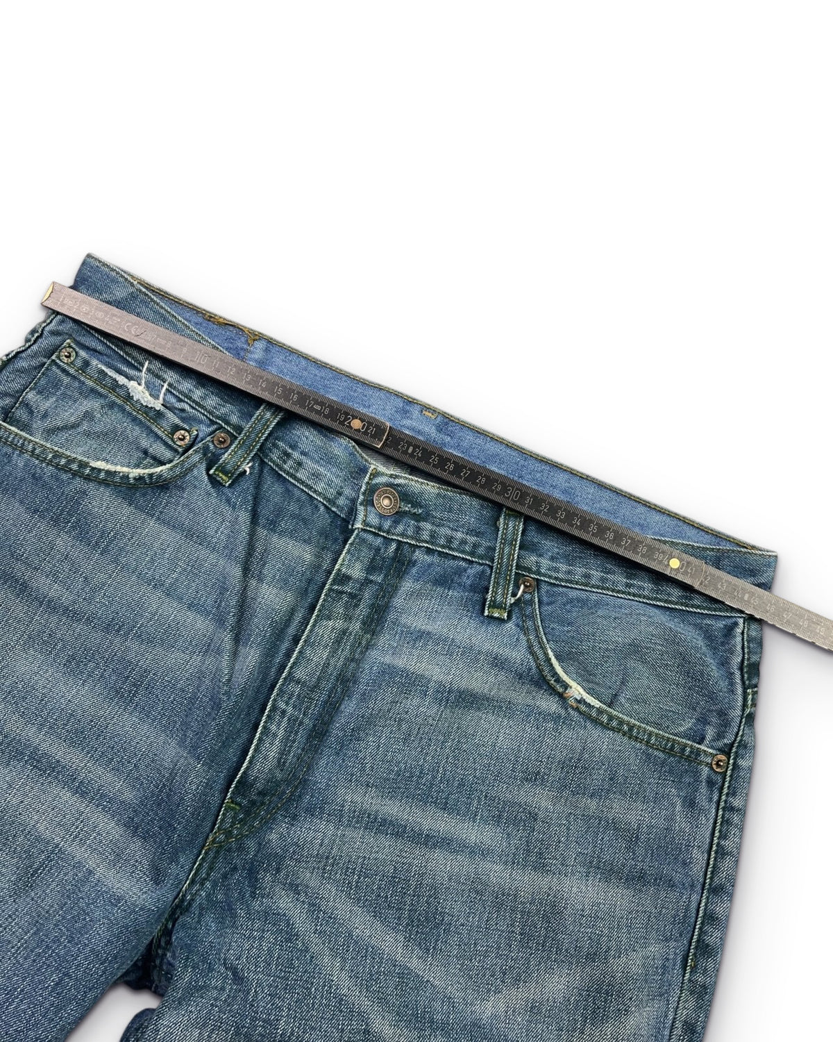 1990's Levi's Baggy/Bootcut Jeans * W36 (XL) - Lennys Vintage