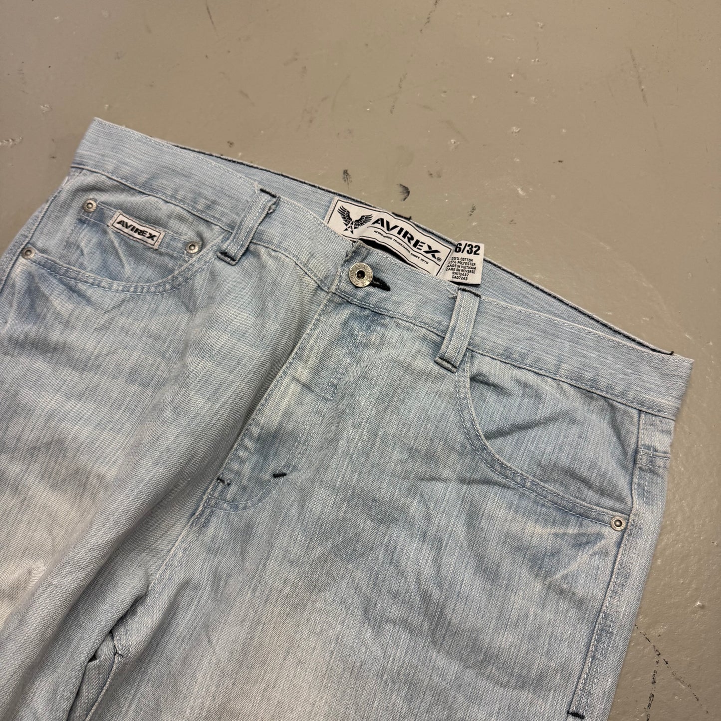2000‘s Avirex Baggy Jeans *very rare 36x32