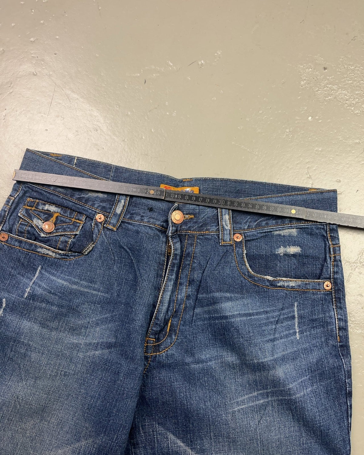 2000's Japane Koi Baggy Jeans Women's * 36x30 (XL) - Lennys Vintage