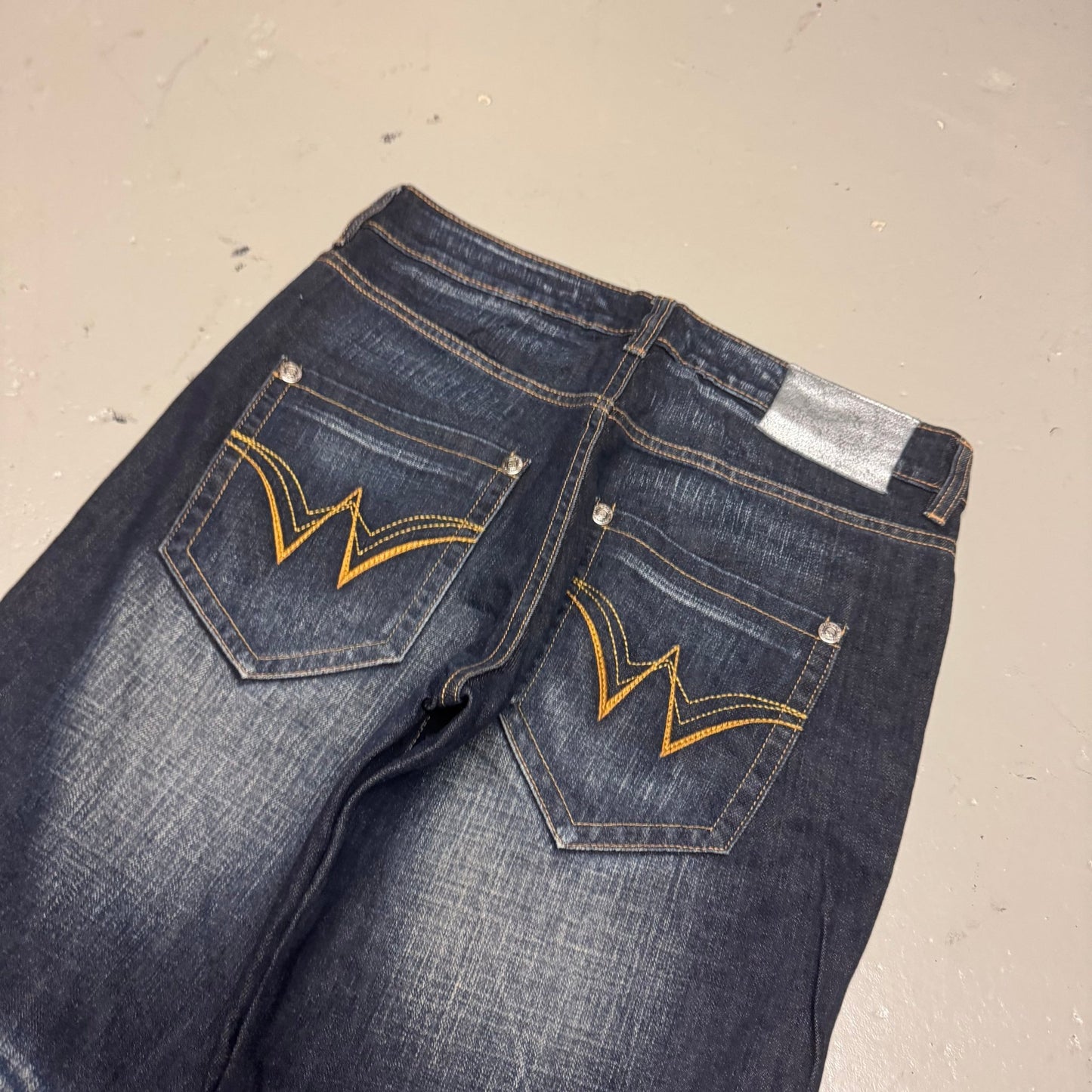 2000‘s Osaka Big Train Japanese Baggy/Straight Jeans *rare 30x32 - Lennys Vintage