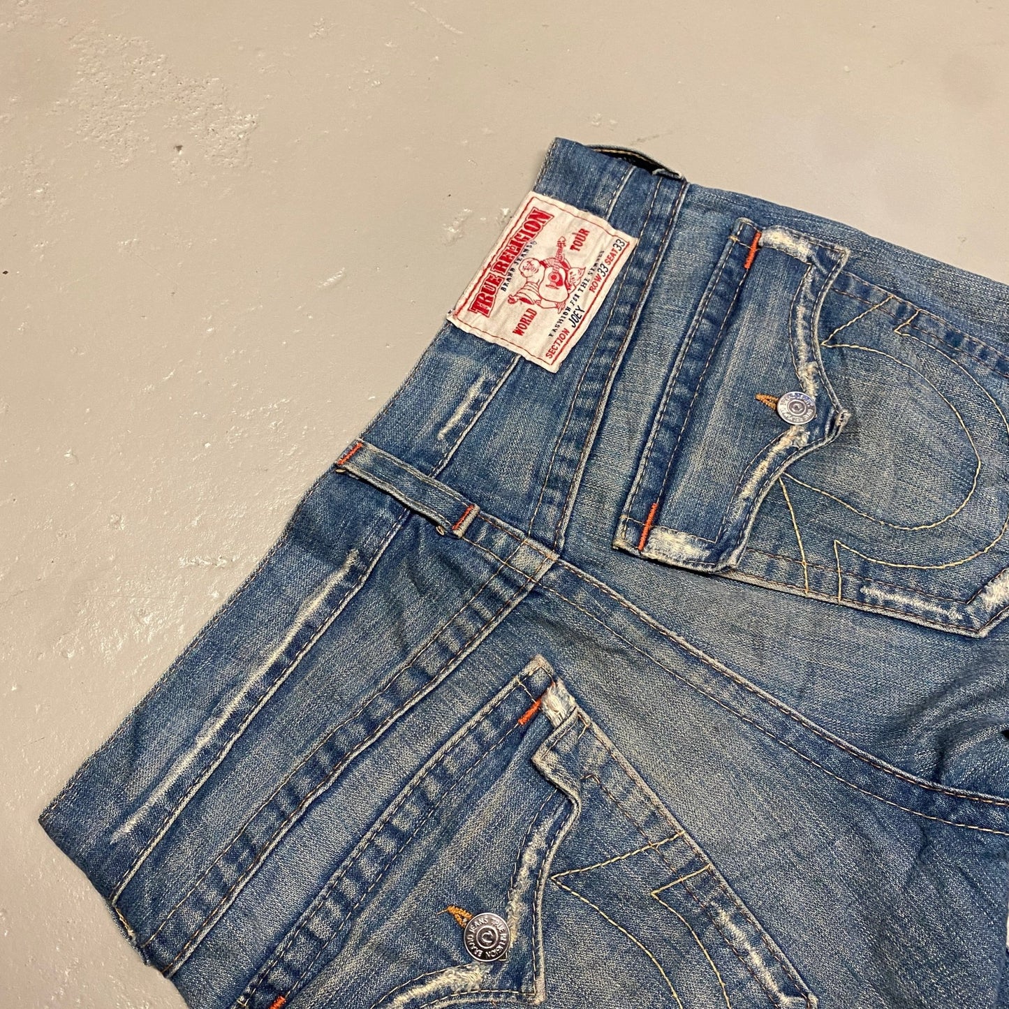 2000‘s True Religion made in U.S.A. Shorts/Jorts (W37) - Lennys Vintage