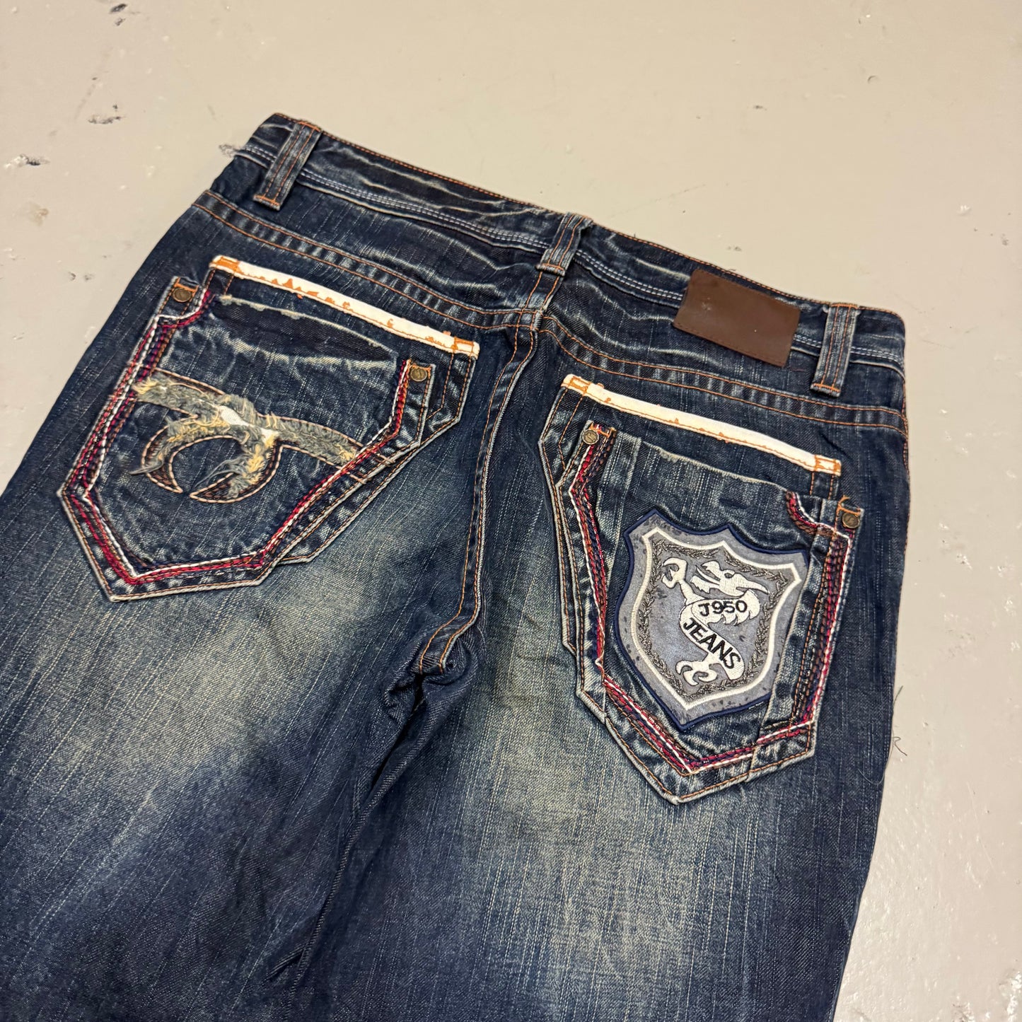 2000‘s J950 Japanese Archive Baggy/Straight Jeans *very rare 32x30