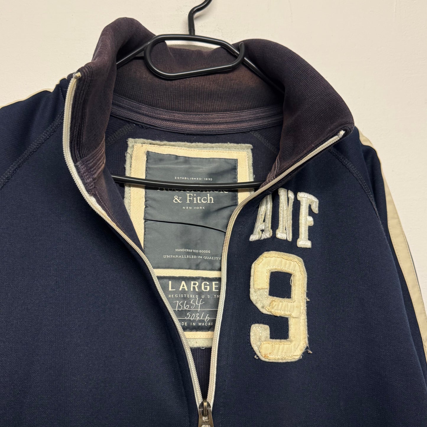 2000‘s Abercrombie & Fitch Zip Jacket (L)