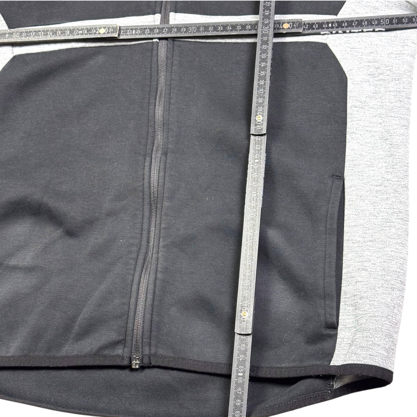 2000‘s Puma Ferrari Zip Hoodie *rare (M)