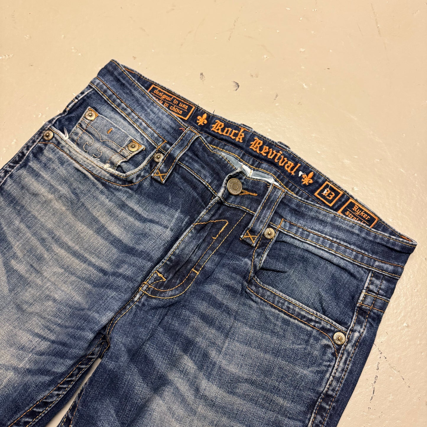 2000's Rock Revival Straight Jeans *rare 34x30