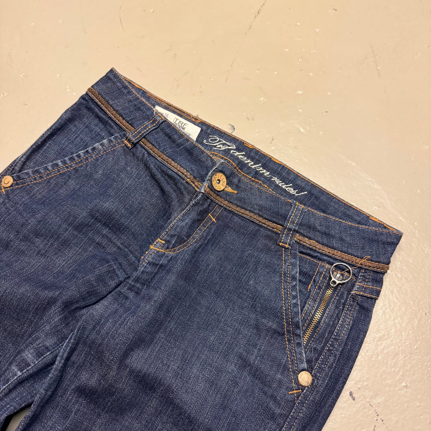 2000‘s Trf Denim Bootcut Low Waist Jeans Women‘s 32x28