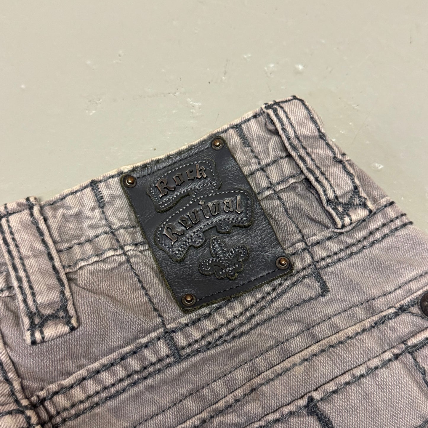 2000‘s Rock Revival Straight Jeans *rare 30x30