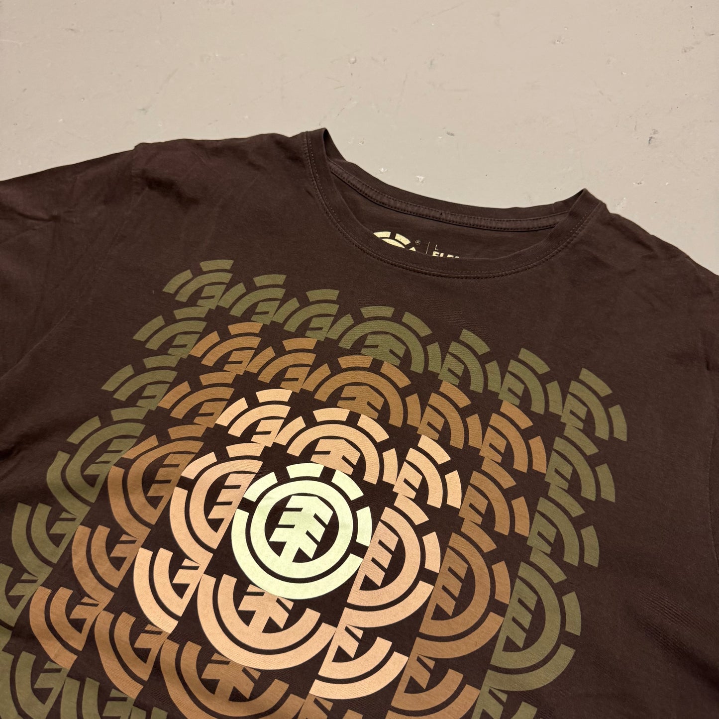 Elements Skate Shirt (L)