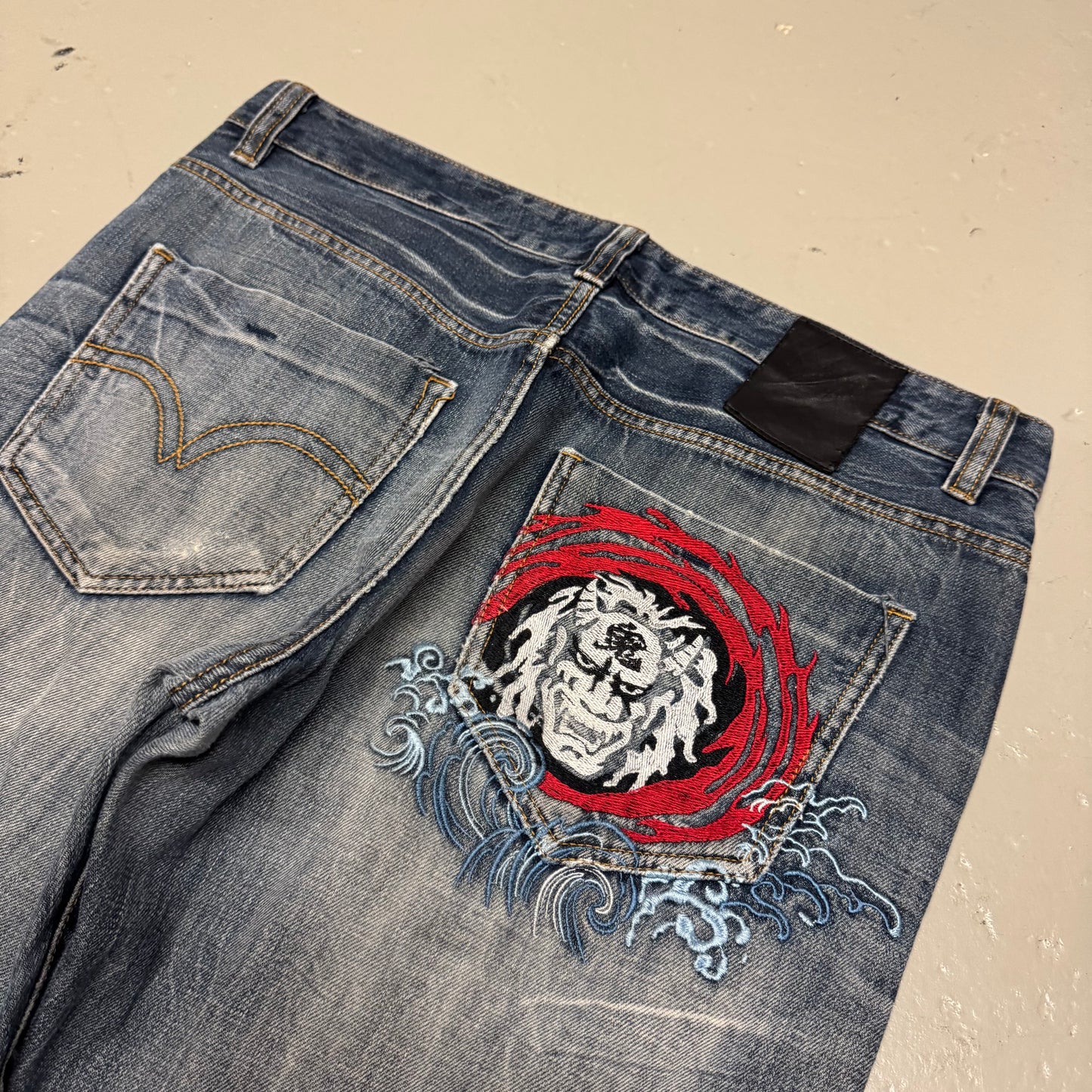 2000‘s Big Group Japanese Baggy/Straight Jeans *very rare 36x32