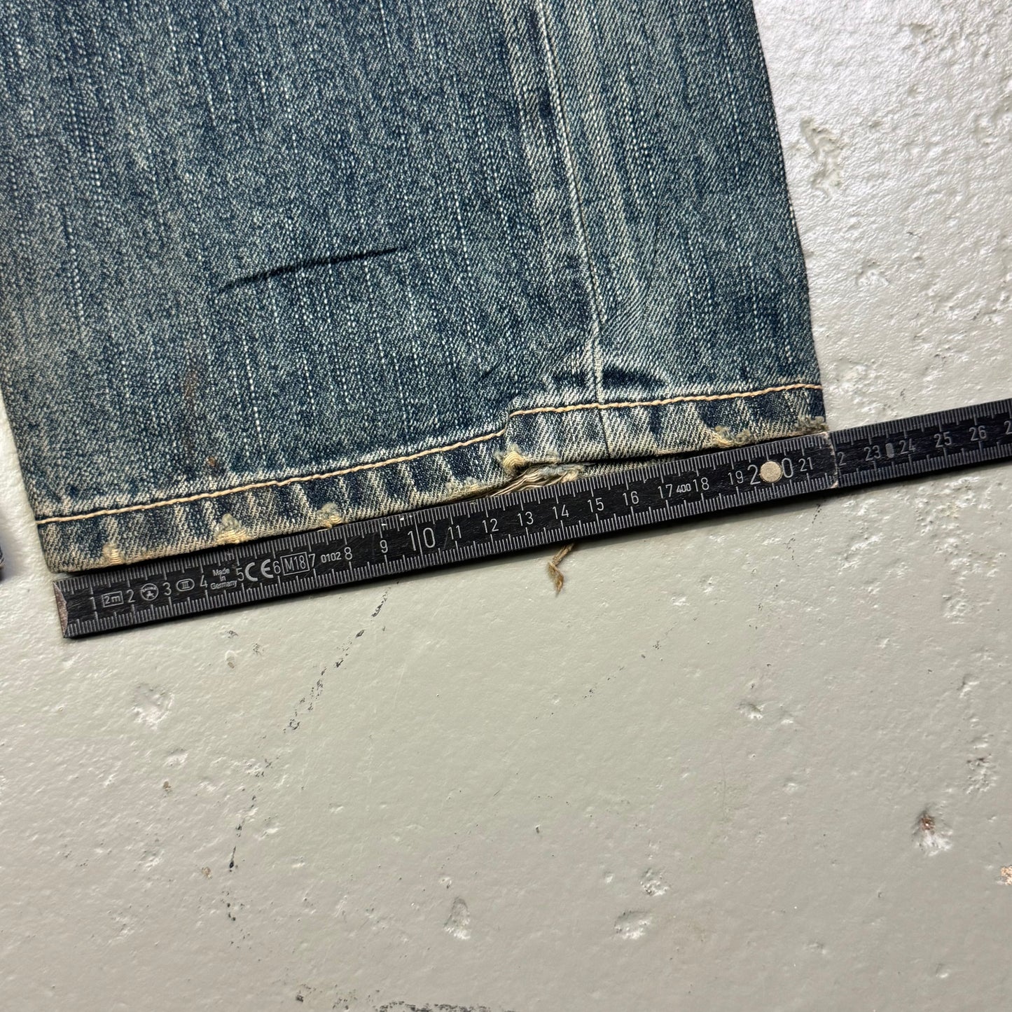 2000‘s Osaka Big Train Japanese Baggy Jeans *very rare 32x33
