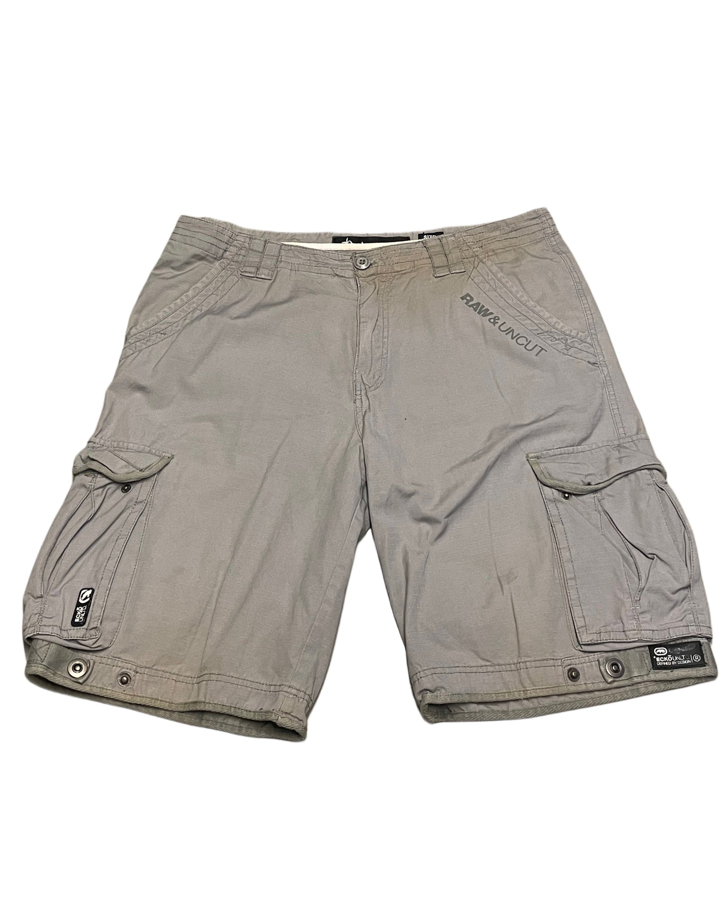 2000‘s Eckō Unlimited Hip Hop Shorts (W38)