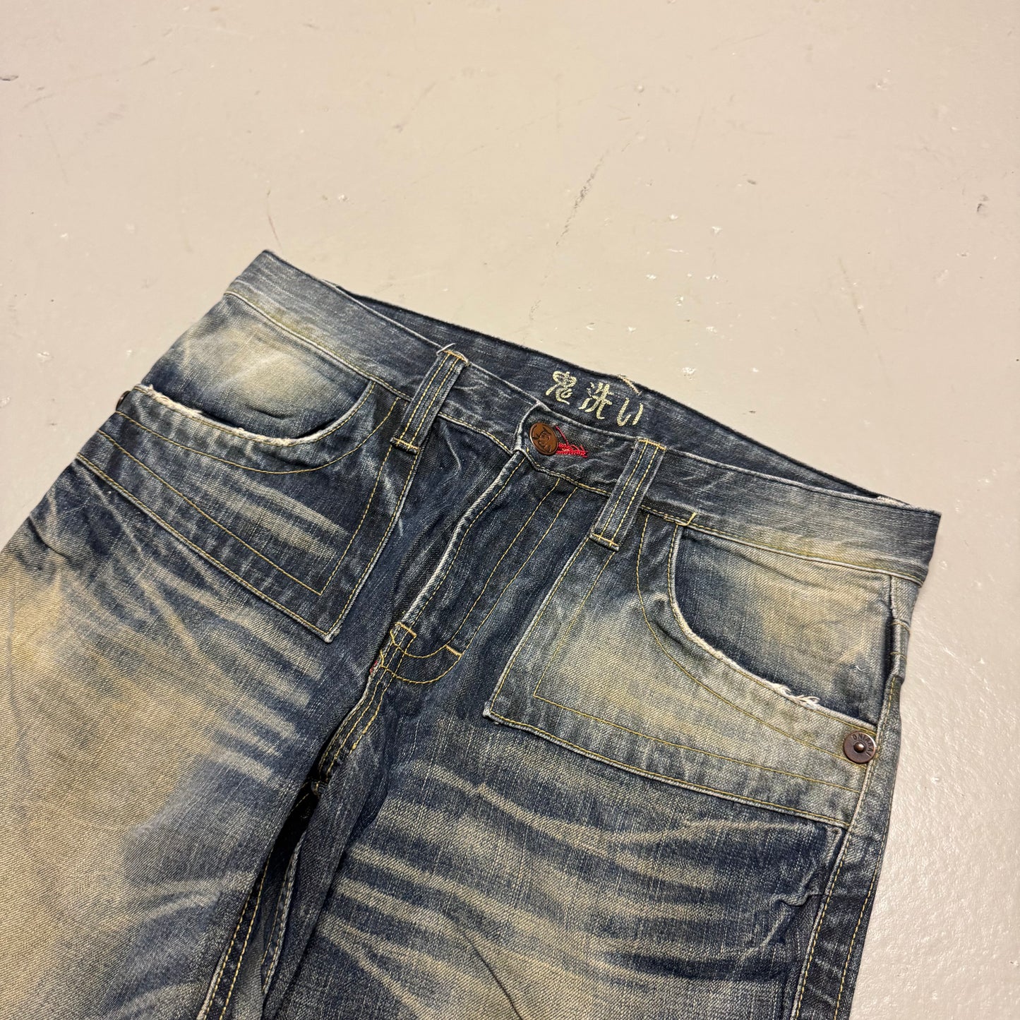 2000‘s Oniarai Japanese Archive Baggy/Straight Jeans *very rare 32x32