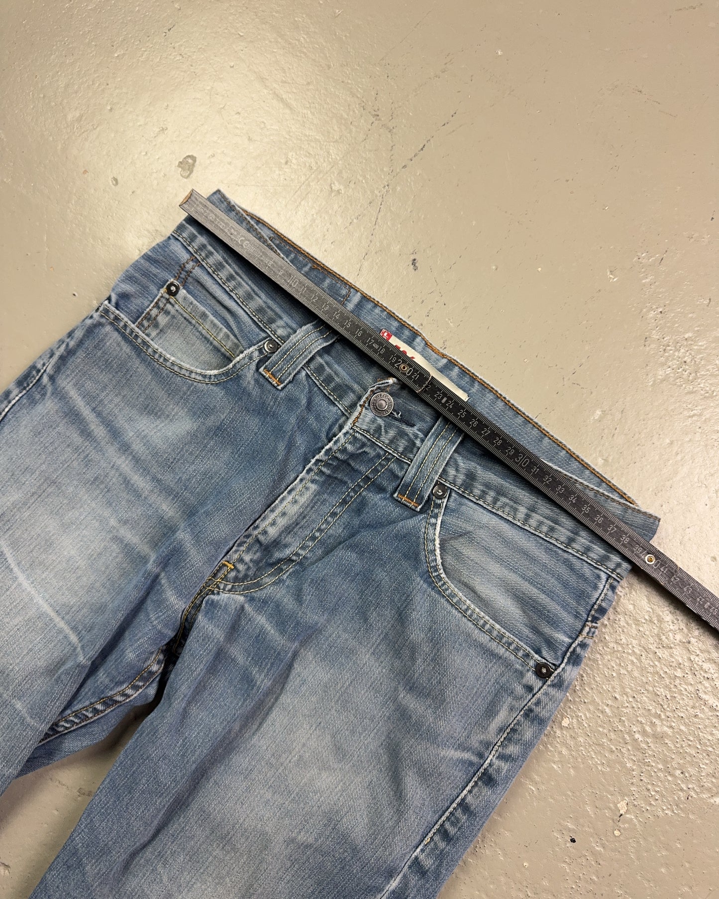2000's Levi's Straight Jeans * 30x30 (M)