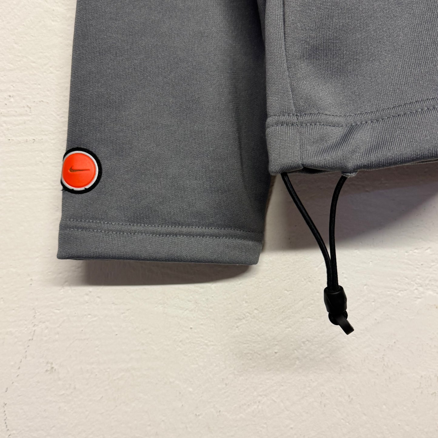 2000‘s Nike Deadstock Active Wear Sweater *sehr selten (L)