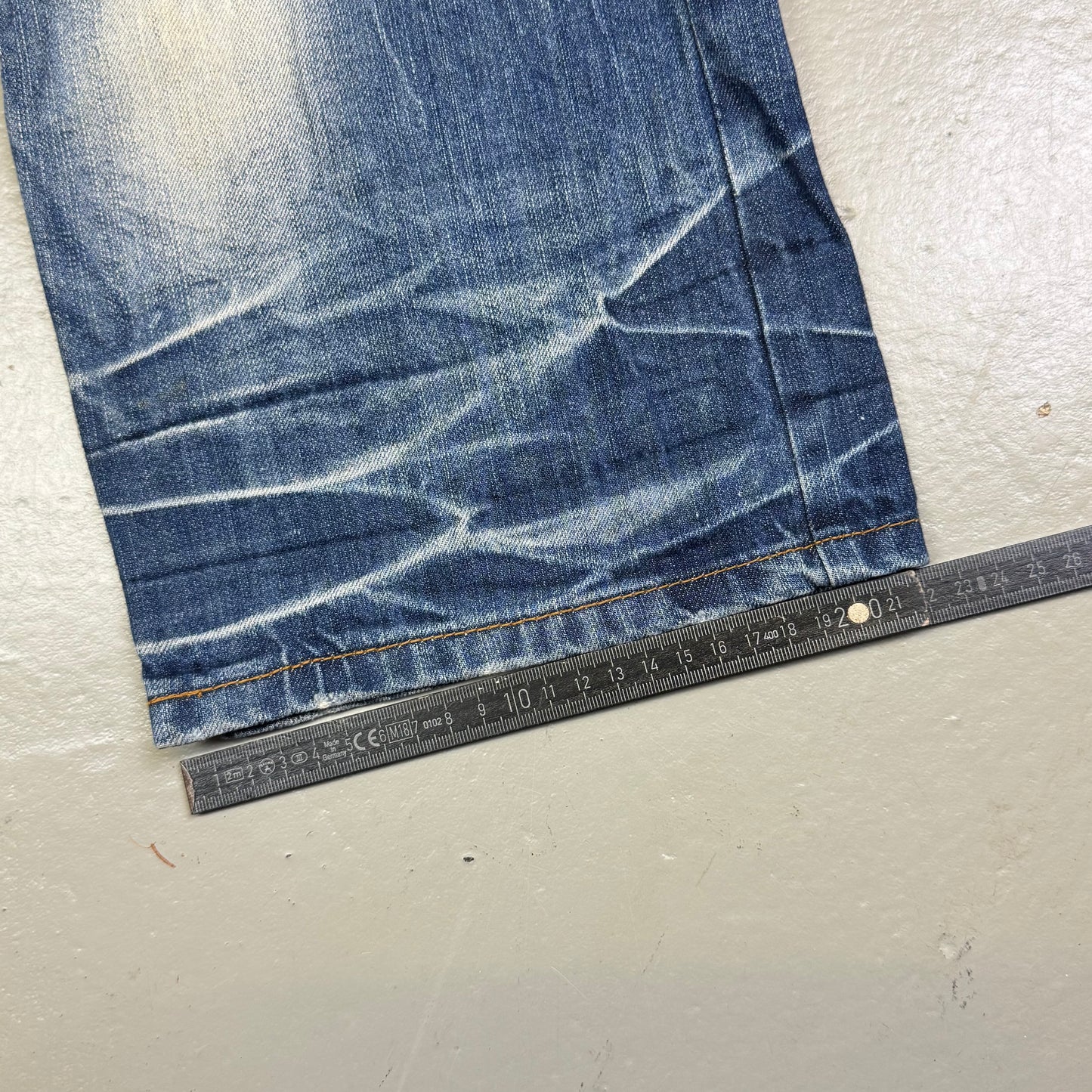 2000’s Stockton Japanese Baggy Jeans *very rare 34x34