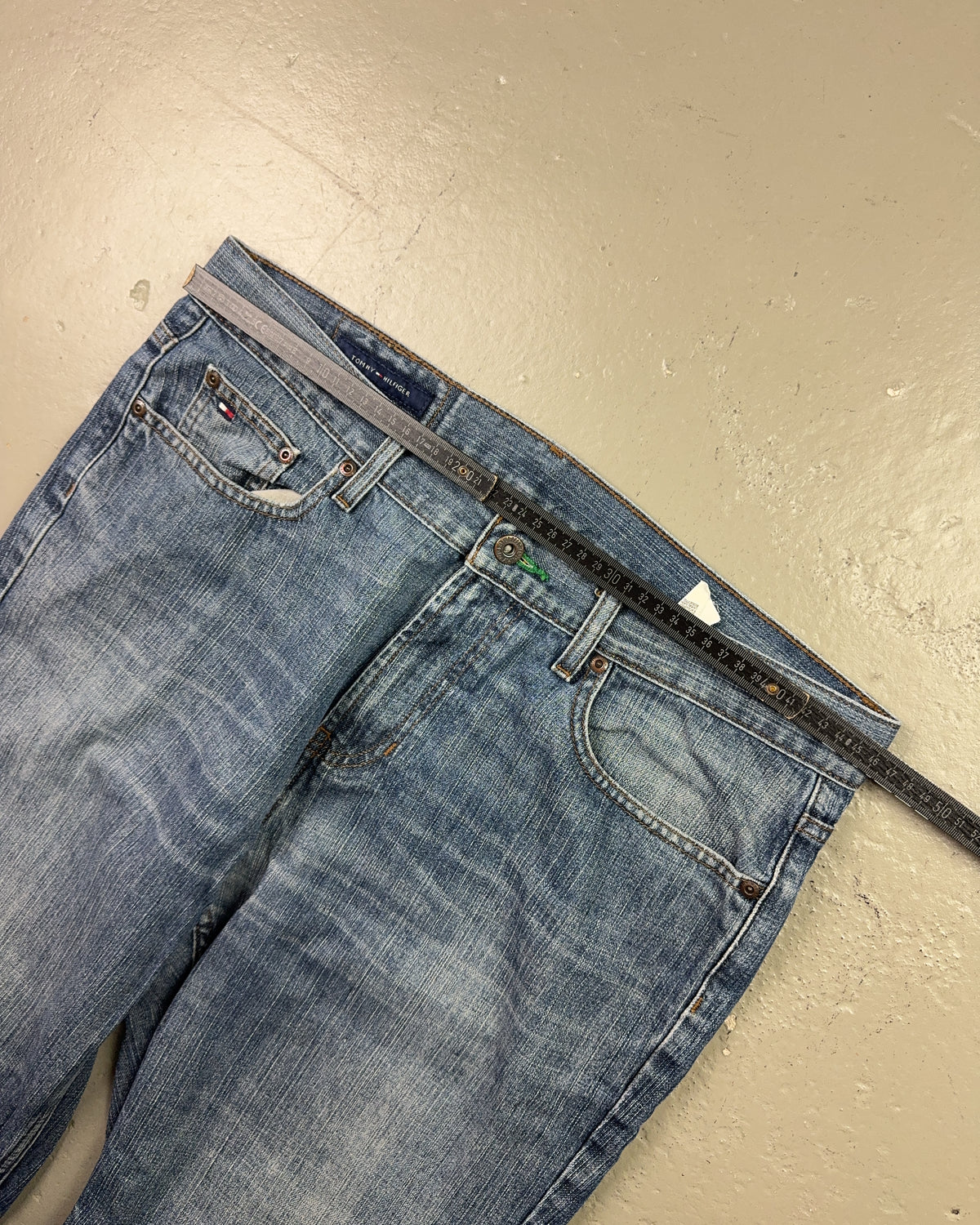 2000's Tommy Hilfiger Straight/Baggy Jeans *rare 36x34 (XL)