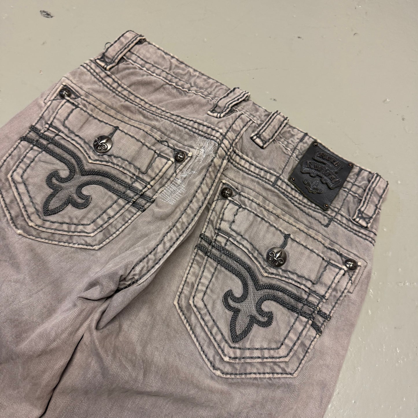 2000‘s Rock Revival Straight Jeans *rare 30x30