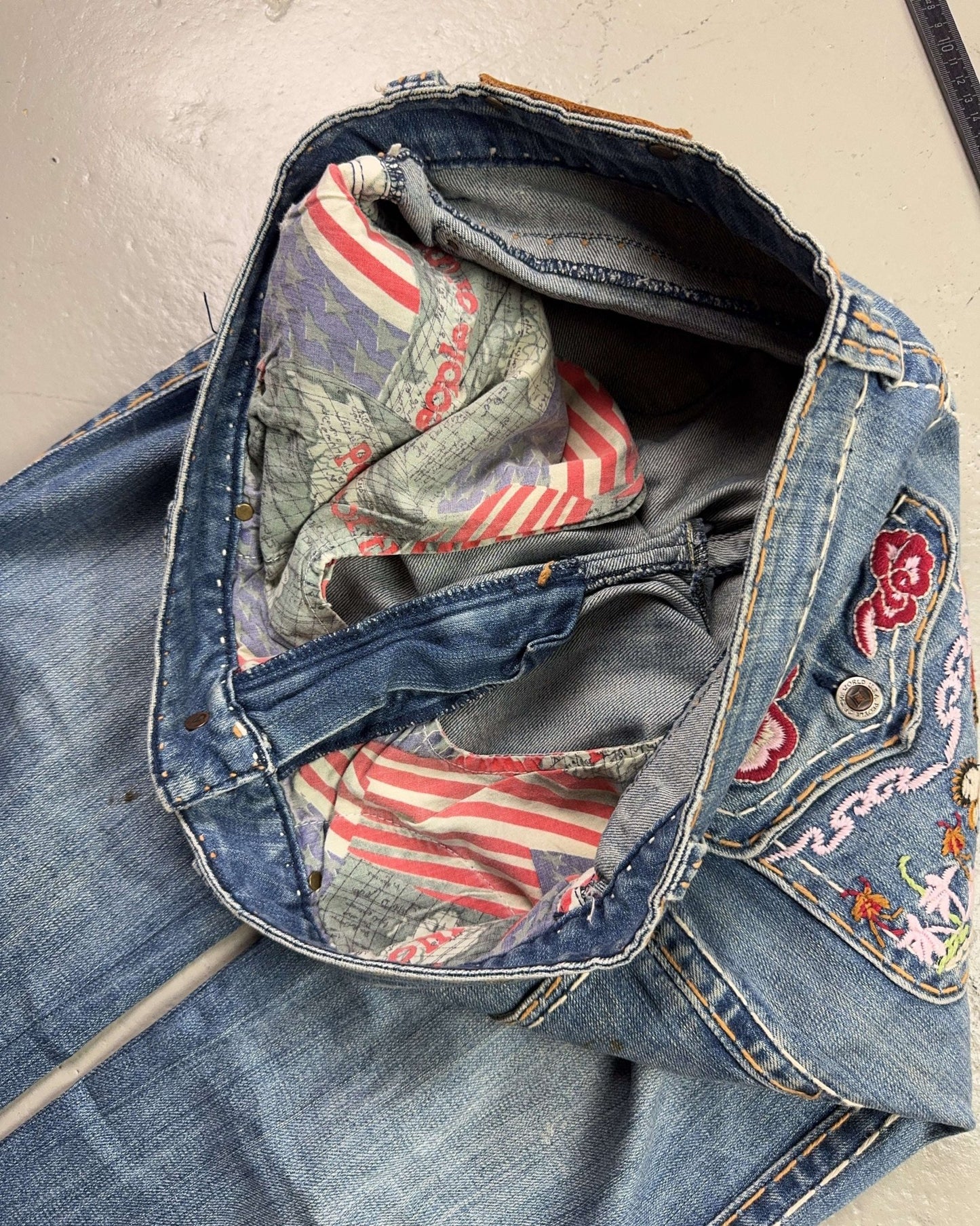 2000's People Of The World Straight Jeans *very rare 32x28 (M)