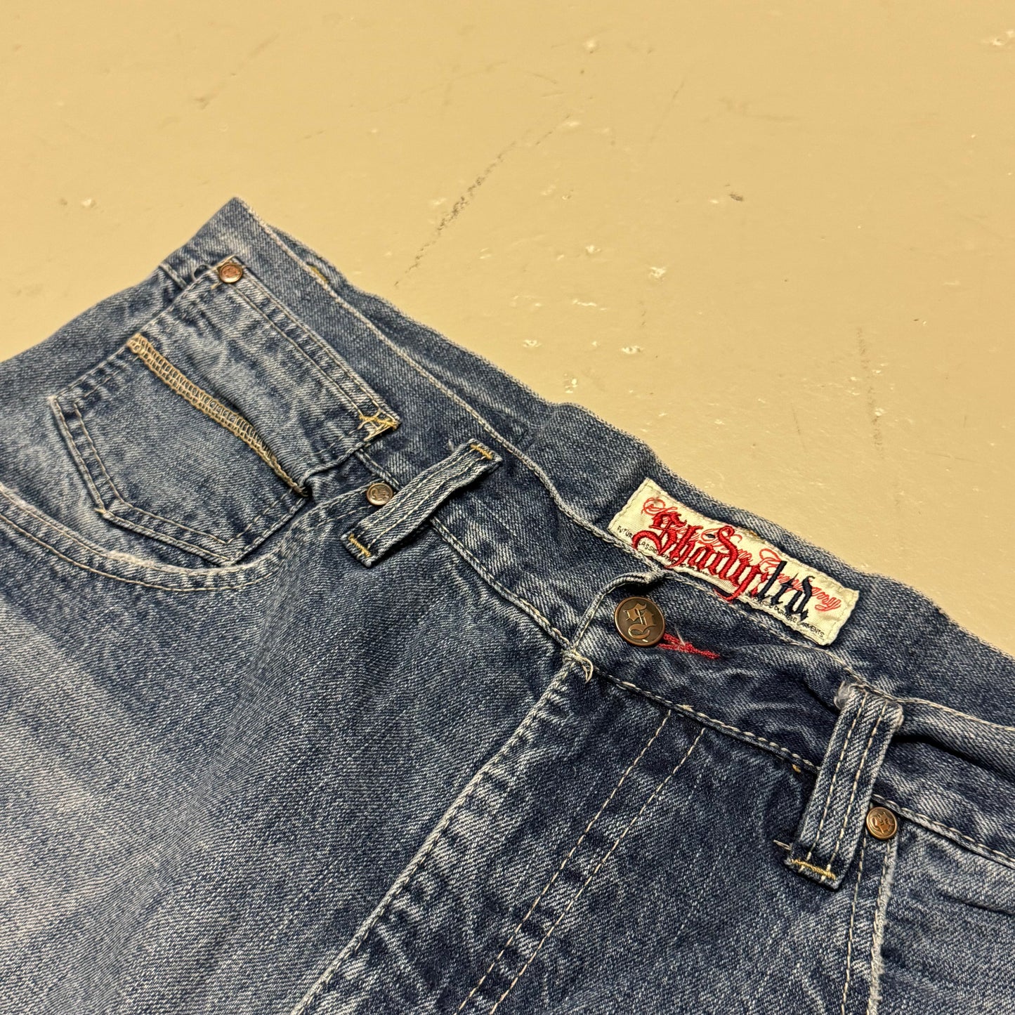 2000‘s Shady ltd. Hip Hop Shorts/Jorts *rare (W38)
