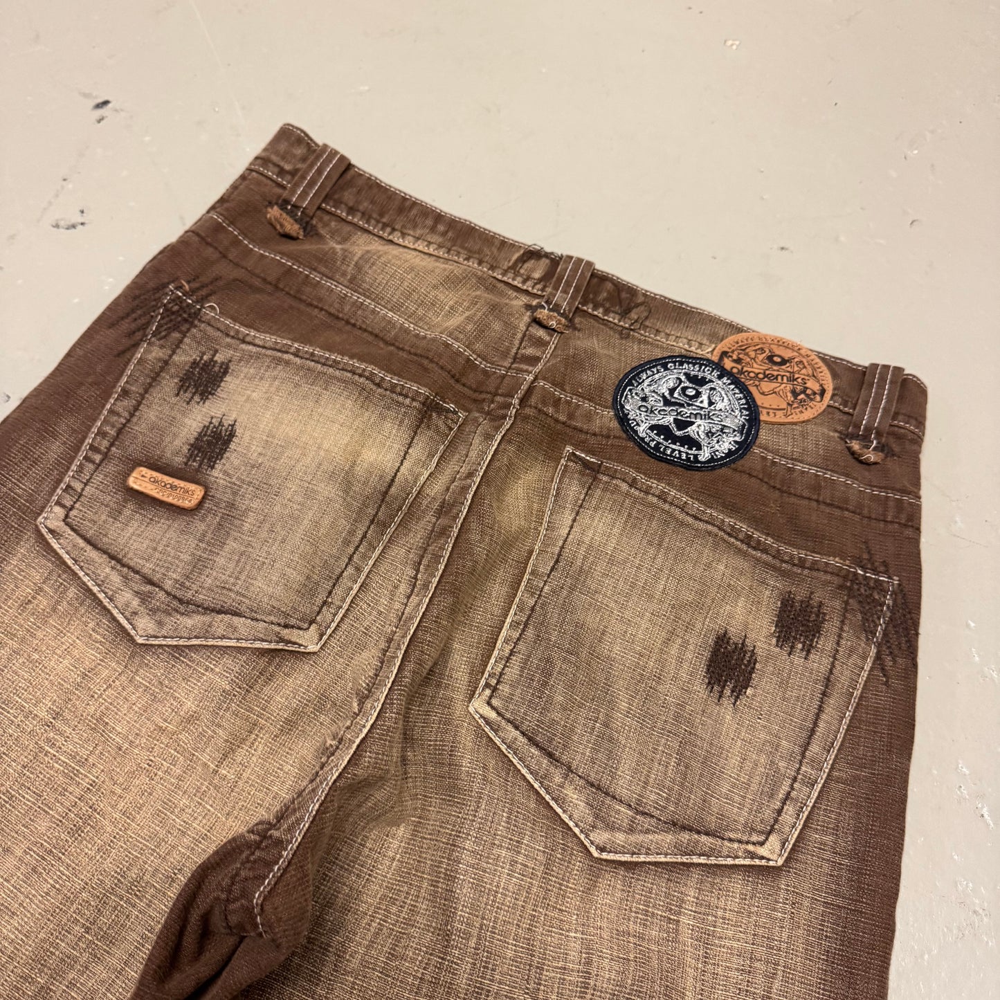 2000‘s Akademiks Hip Hop Baggy Jeans *very rare 32x30