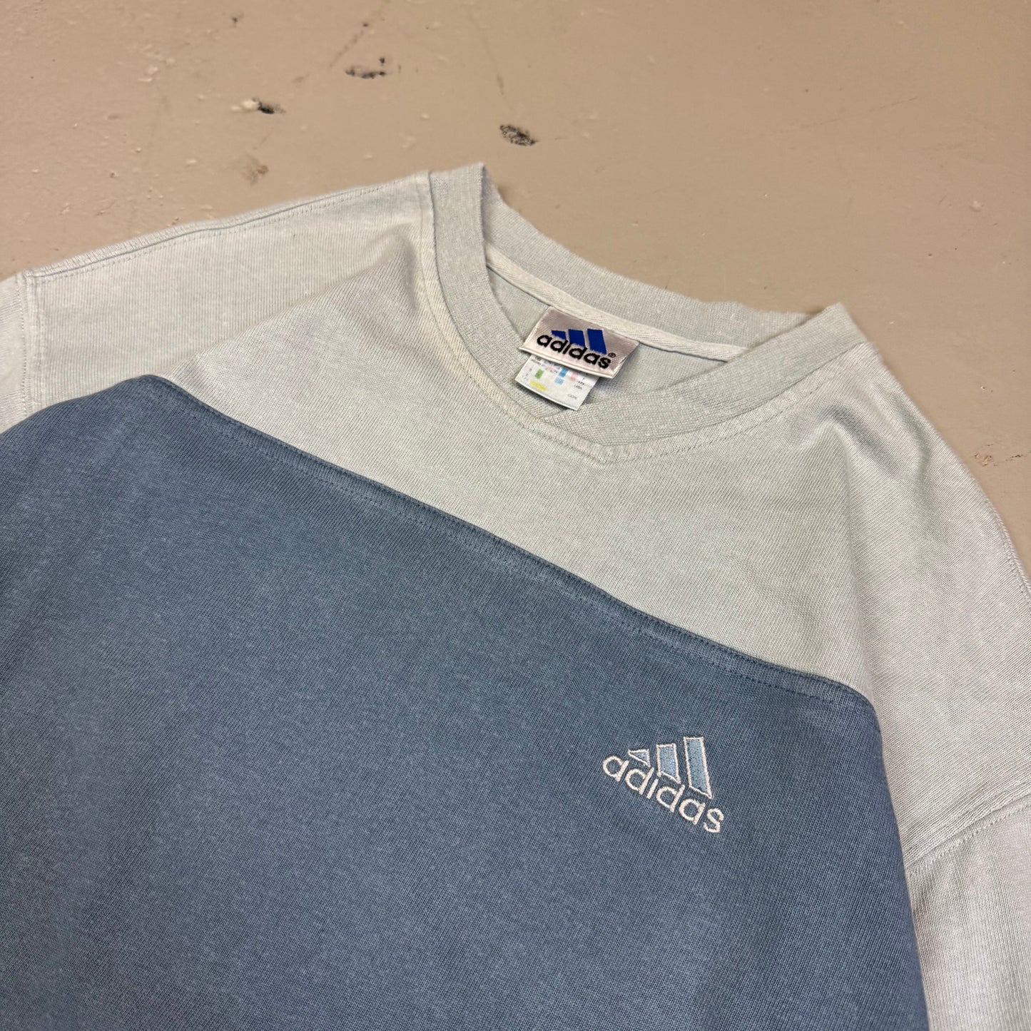 Year 2000 Adidas Sweater *rare (L)