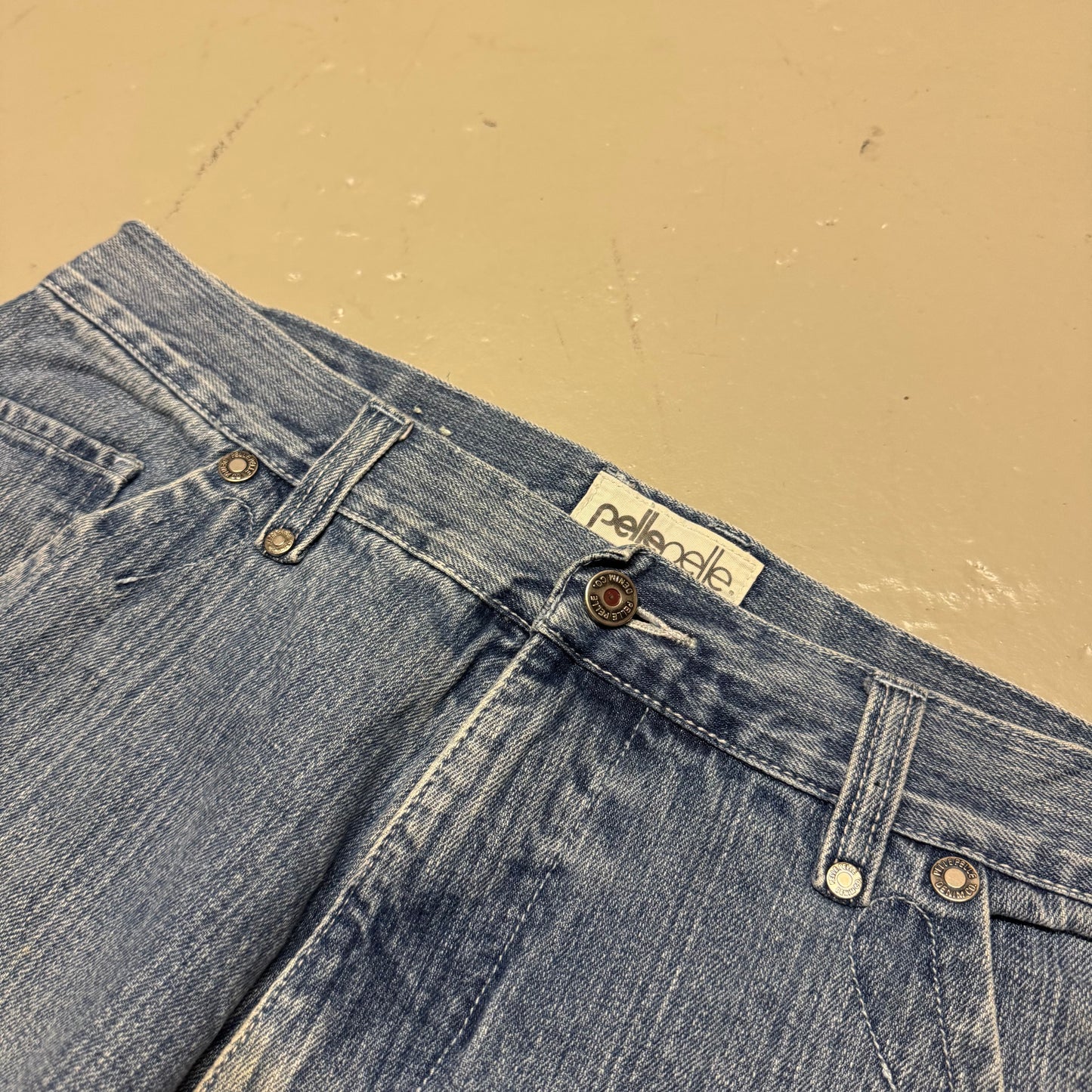 2000‘s Pelle Pelle Hip Hop Shorts/Jorts *rare (W36)