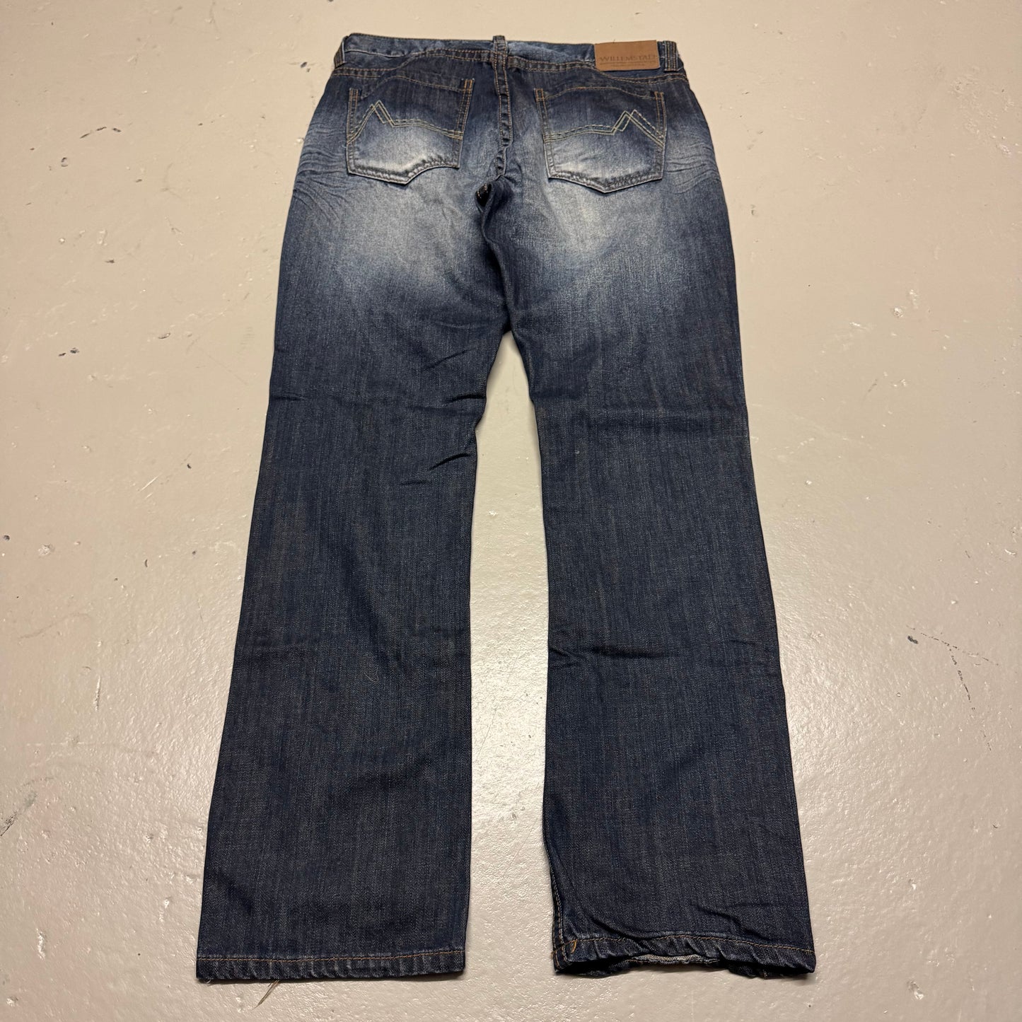2000‘s Southern Faded Jeans 33x32