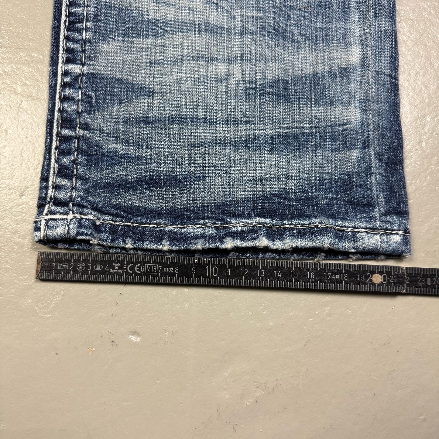 2000‘s Rock Revival Straight Jeans *rare 42x34