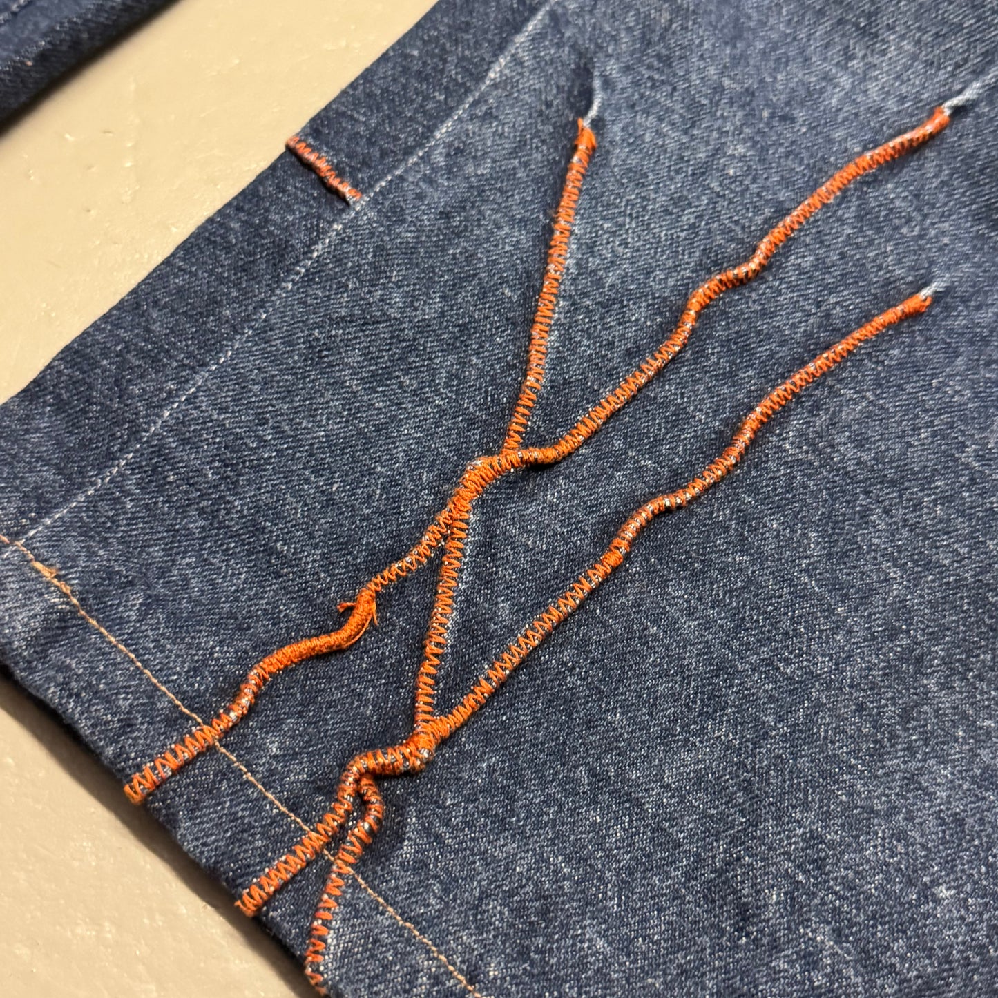 2000‘s Akademiks Hip Hop Baggy Heavy Denim Jeans *very rare 34x33