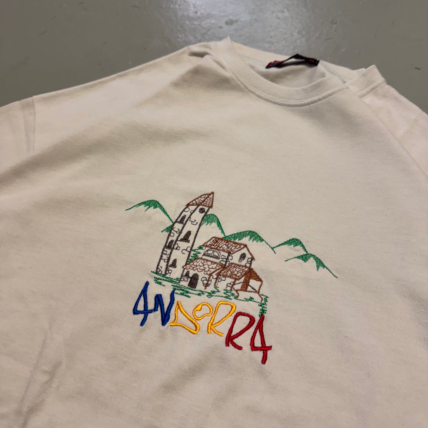 2000‘s Andorra Shirt (L)