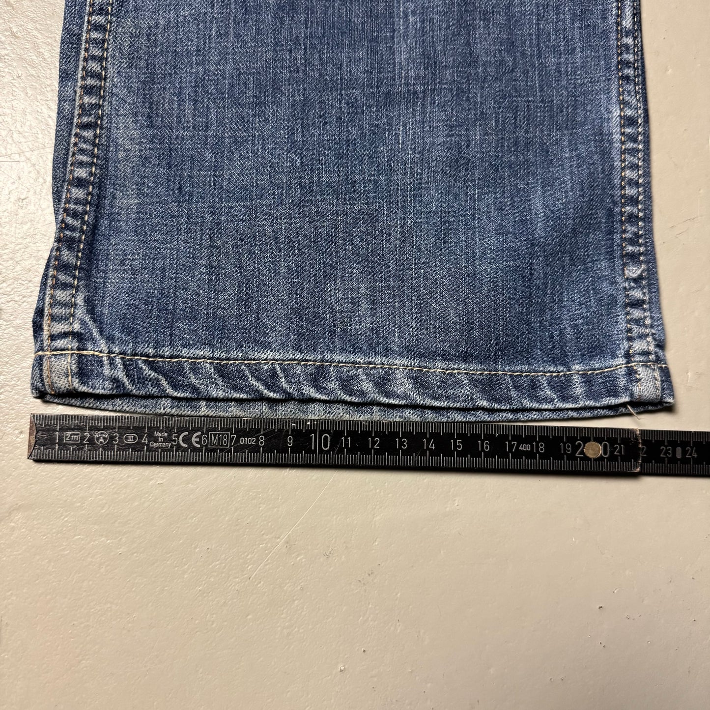 2000‘s Dnotice Baggy Jeans 34x32