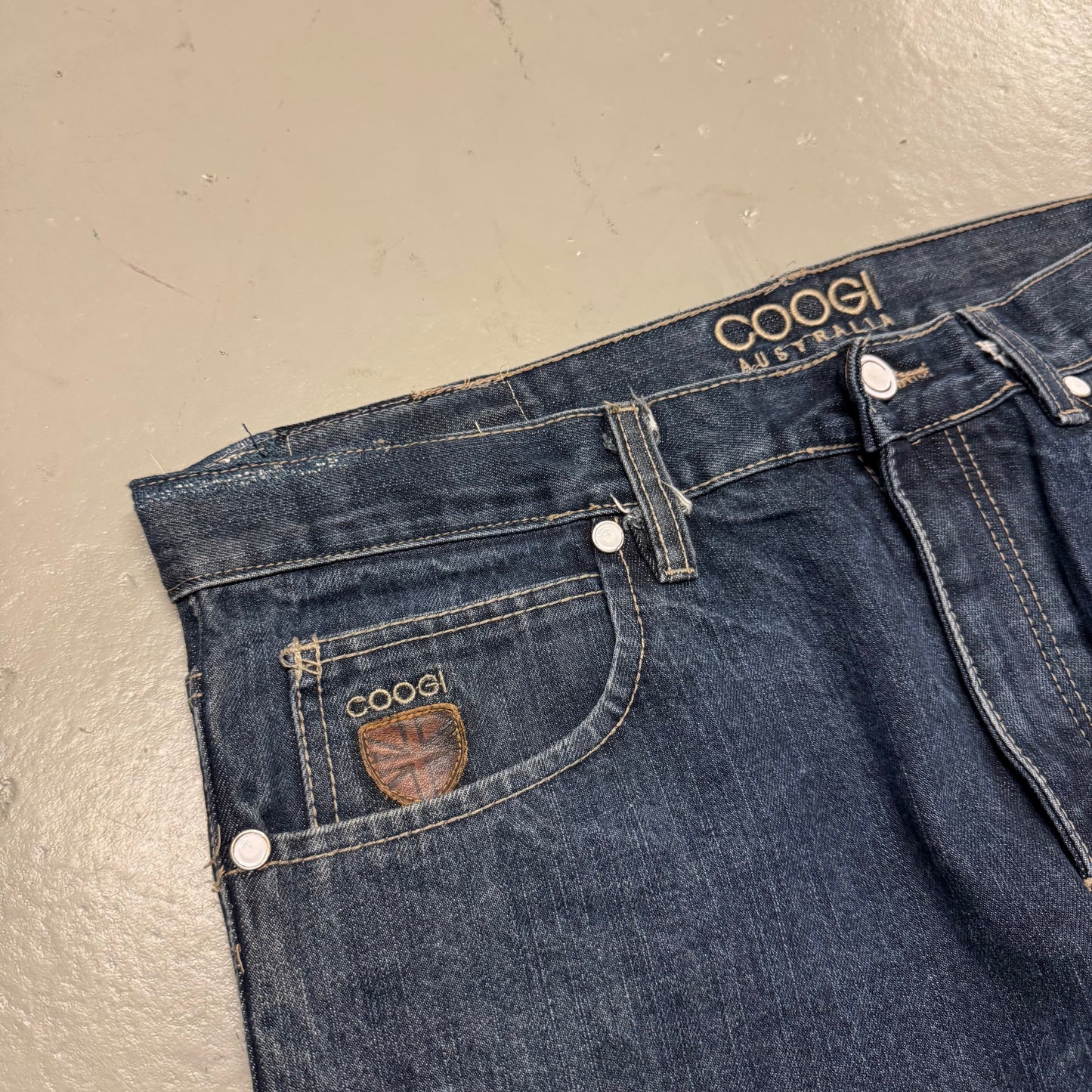 2000‘s COOGI Hip Hop Baggy Heavy Denim Jeans *very rare 36x34