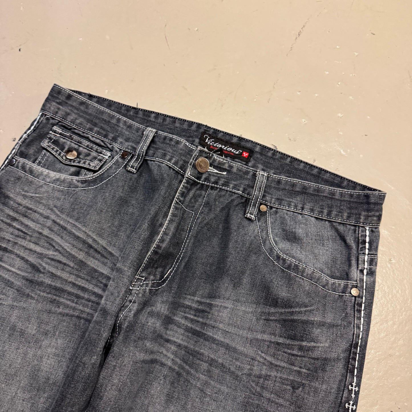 2000‘s Victorious Hip Hop Baggy Jeans *very rare 36x32