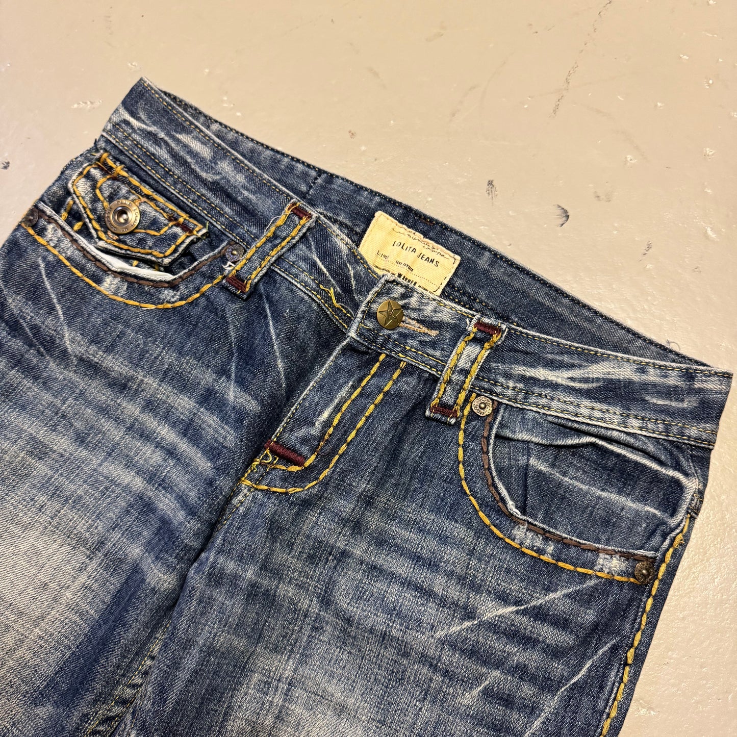 2000‘s Lolita Low Waist Faded Bootcut Jeans *sehr selten 31x26