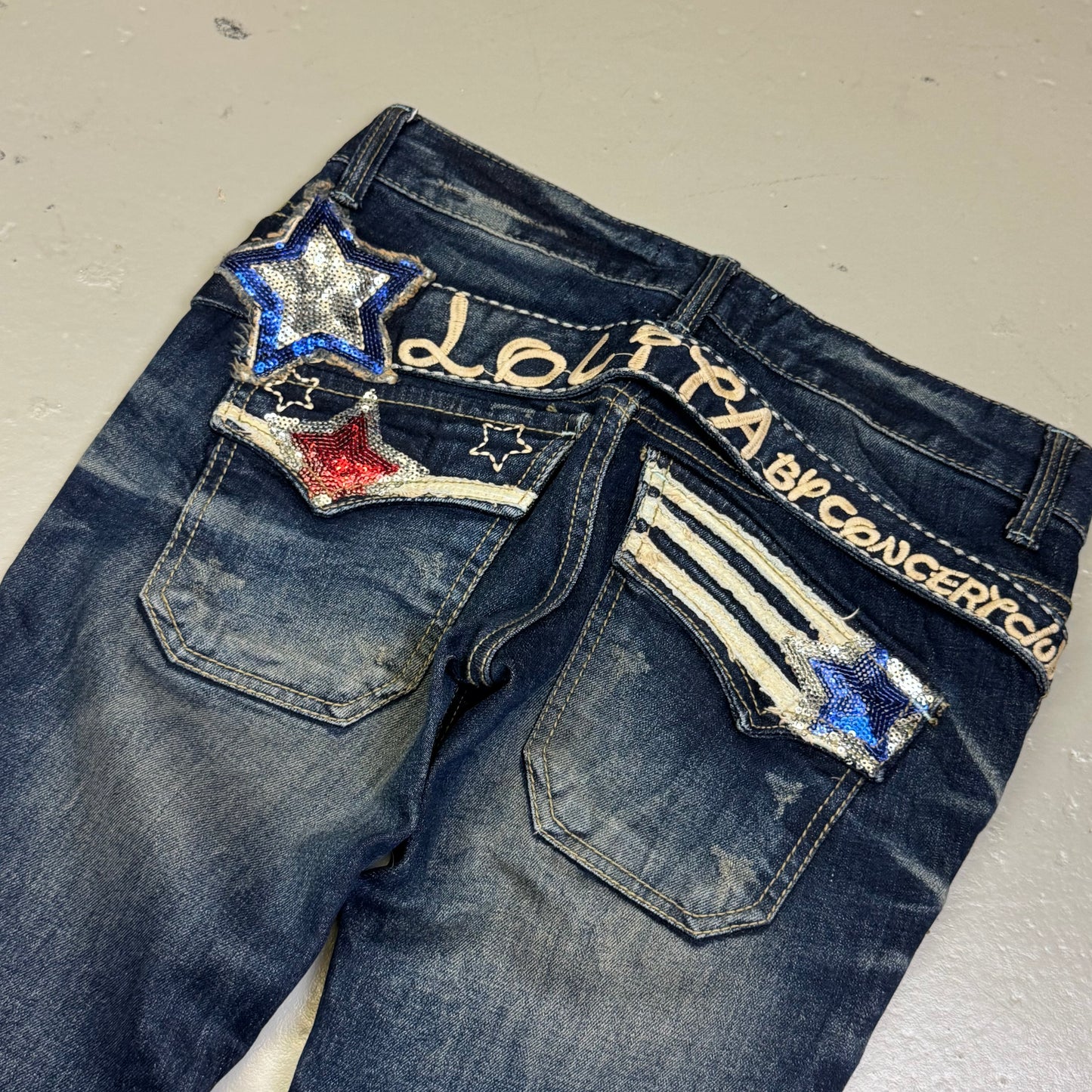 2000‘s Lolita by Concert Club Japanese Low Waist Jeans Women‘s *very rare (Size 27)
