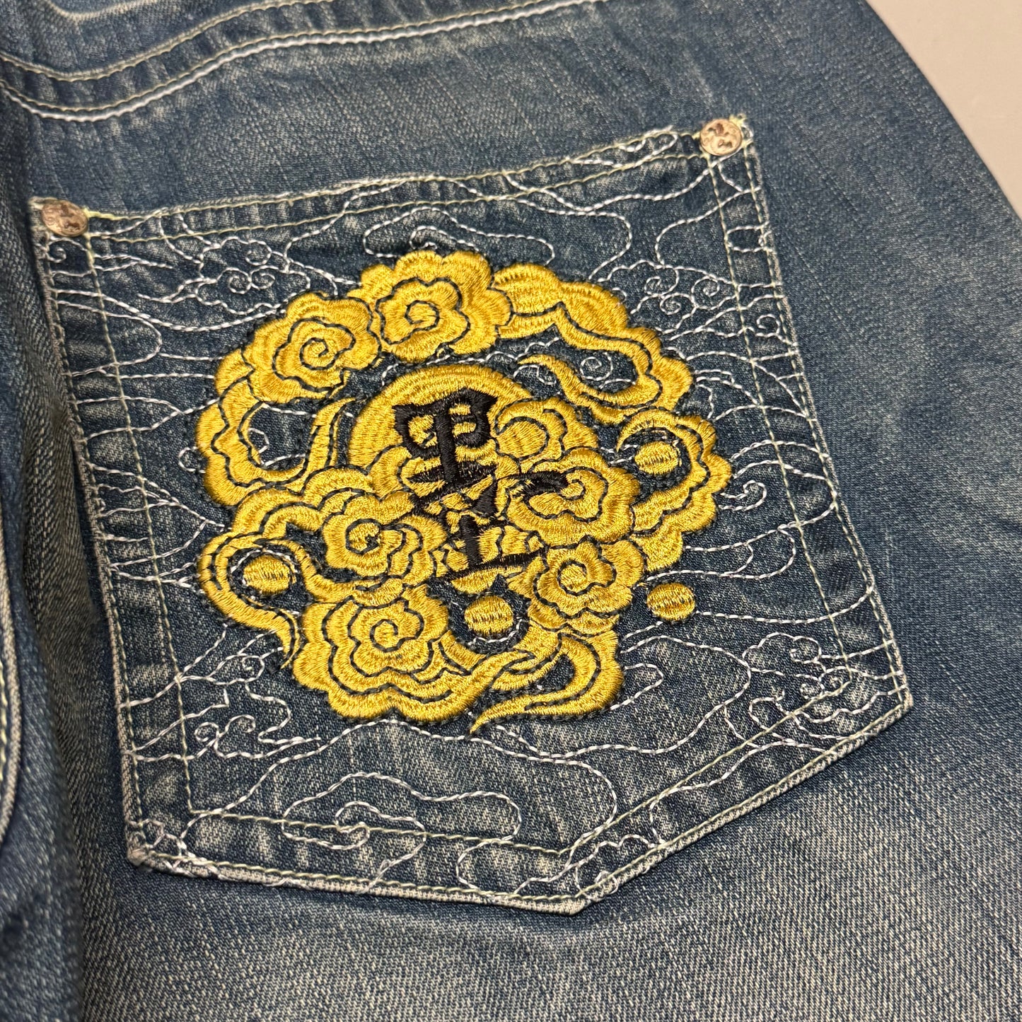 2000‘s Osaka Big Train Japanese Archive Baggy Jeans *very rare 33x30