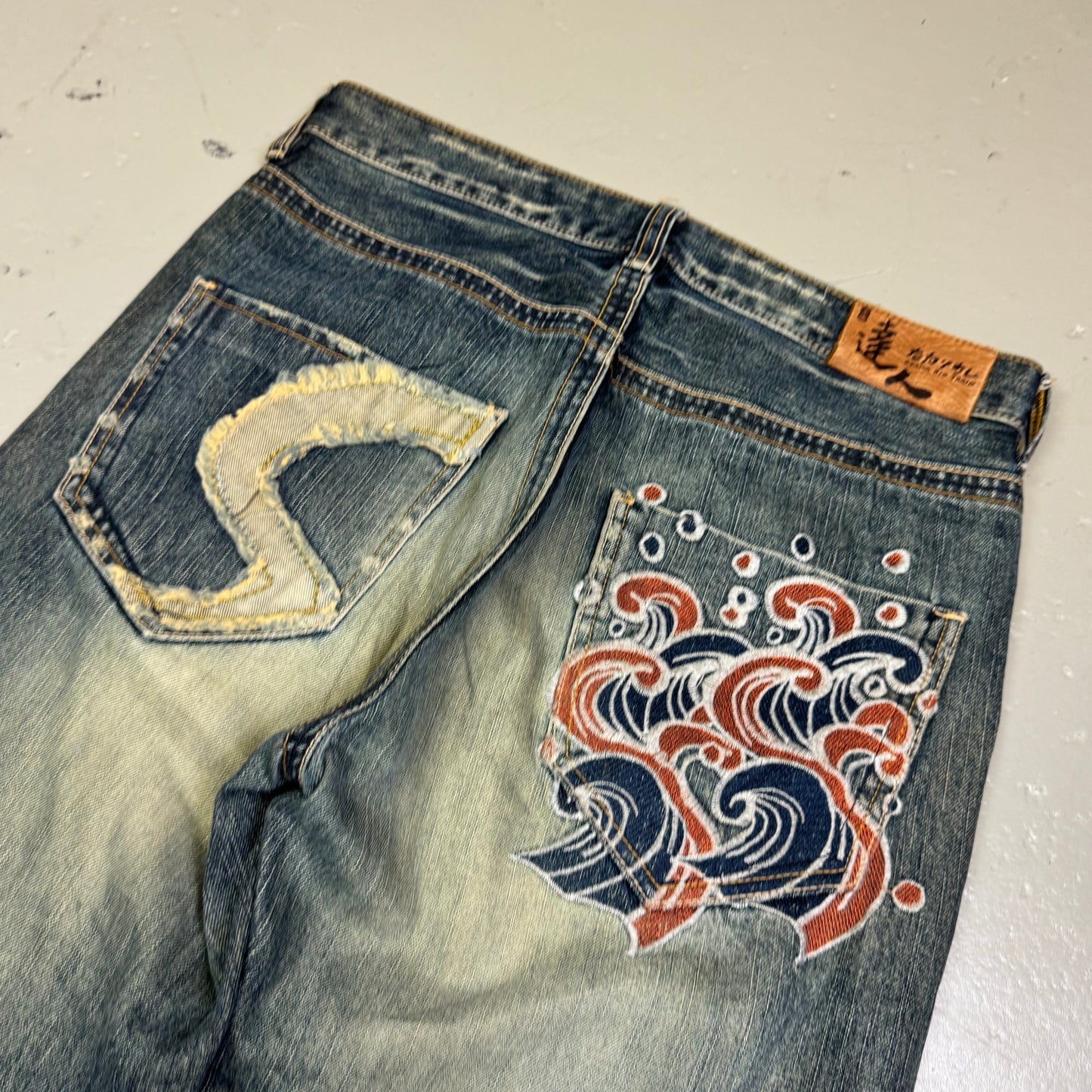 2000‘s Osaka Big Train Japanese Baggy Jeans *very rare 32x33