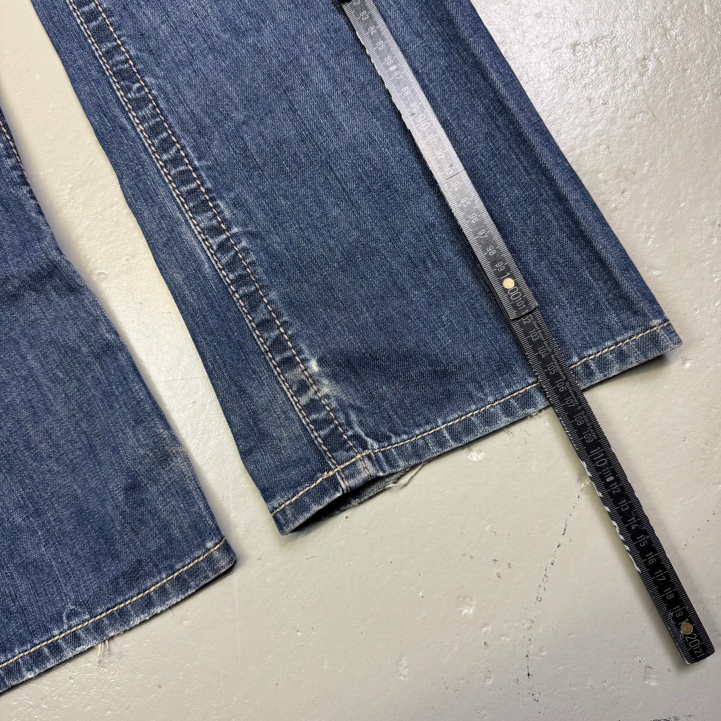 2000’s Rock Revival Baggy Bootcut Jeans *selten 32x32