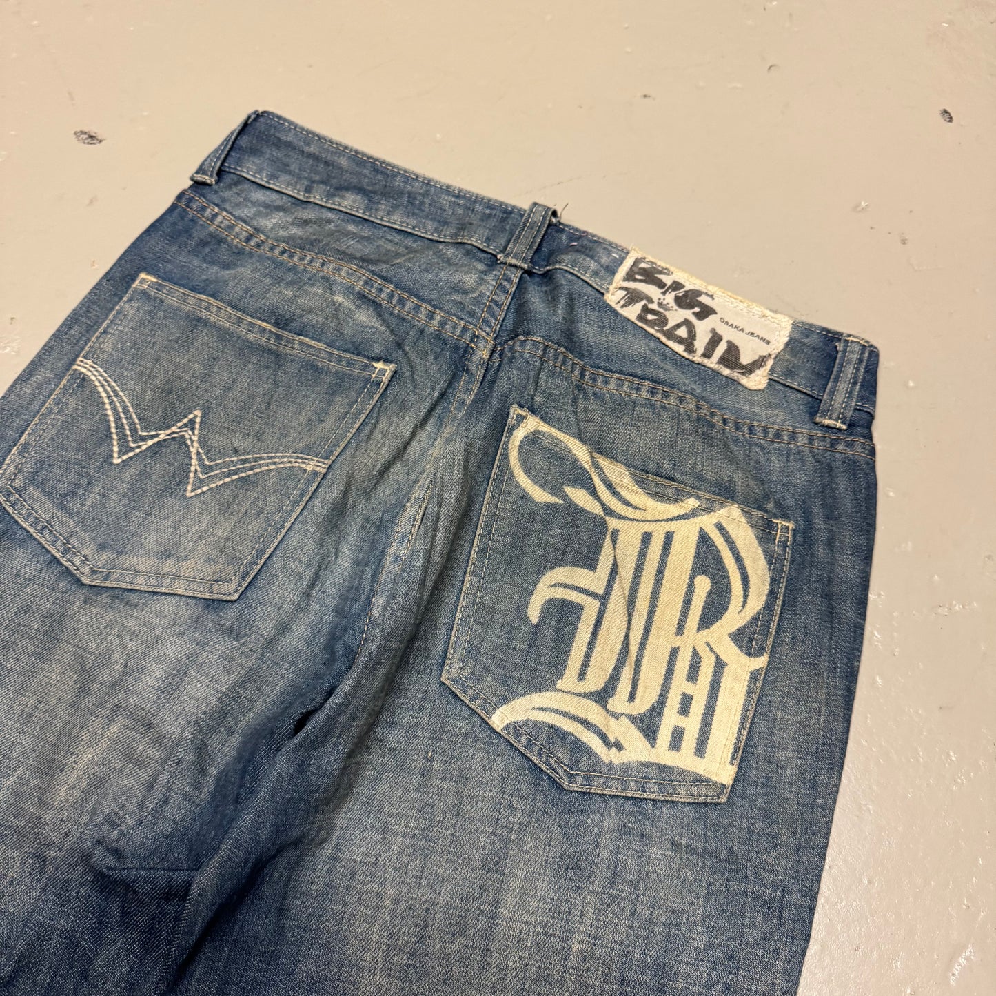 2000‘s Osaka Big Train Japanese Archive Baggy Jeans *very rare 30x34