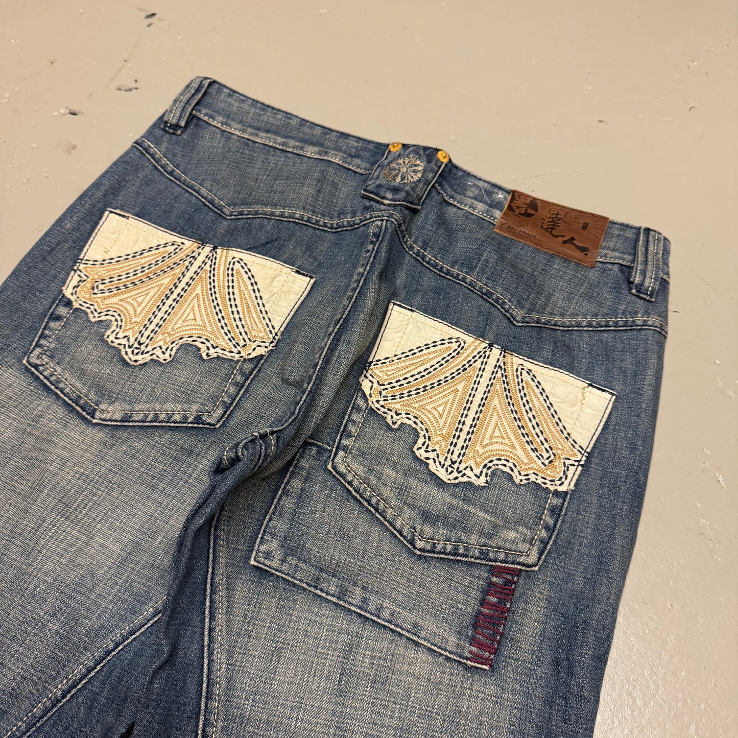 2000‘s Osaka Big Train Japanese Archive Baggy Jeans *very rare 34x33