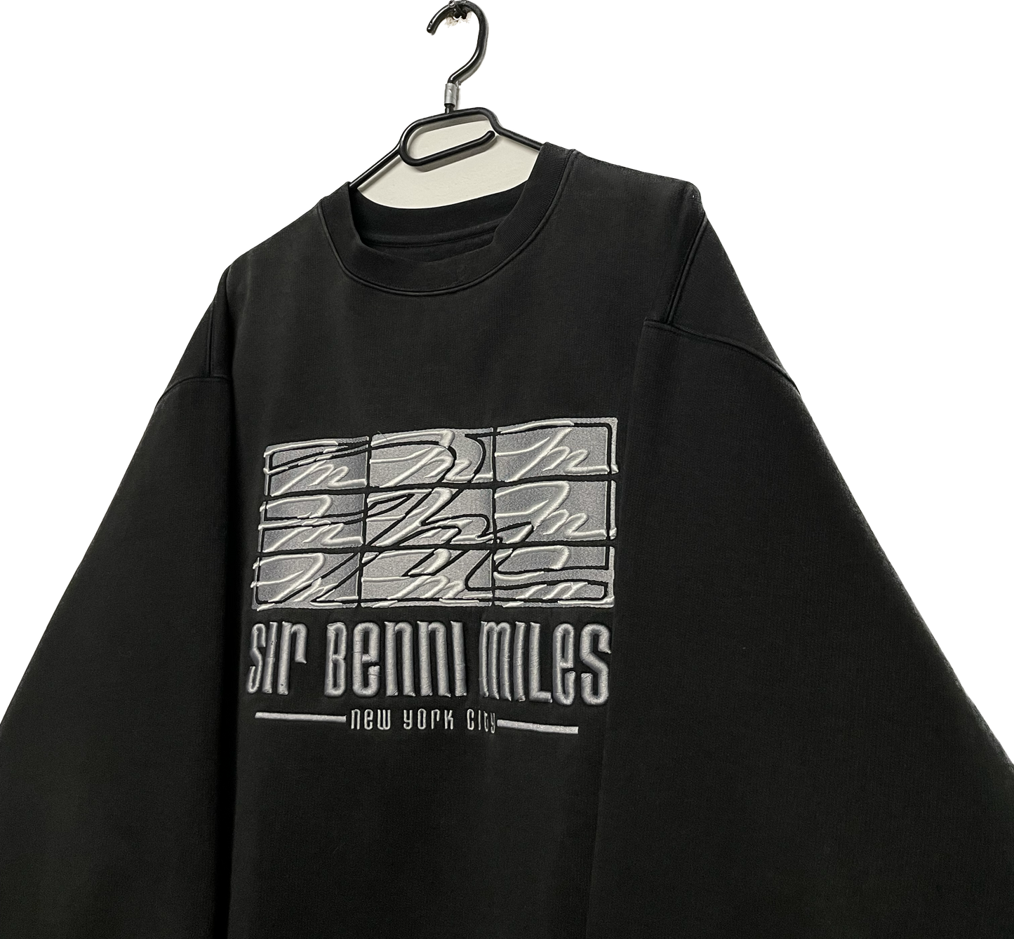 Sir Benni Miles 3D Embroidered Sweater (XL)