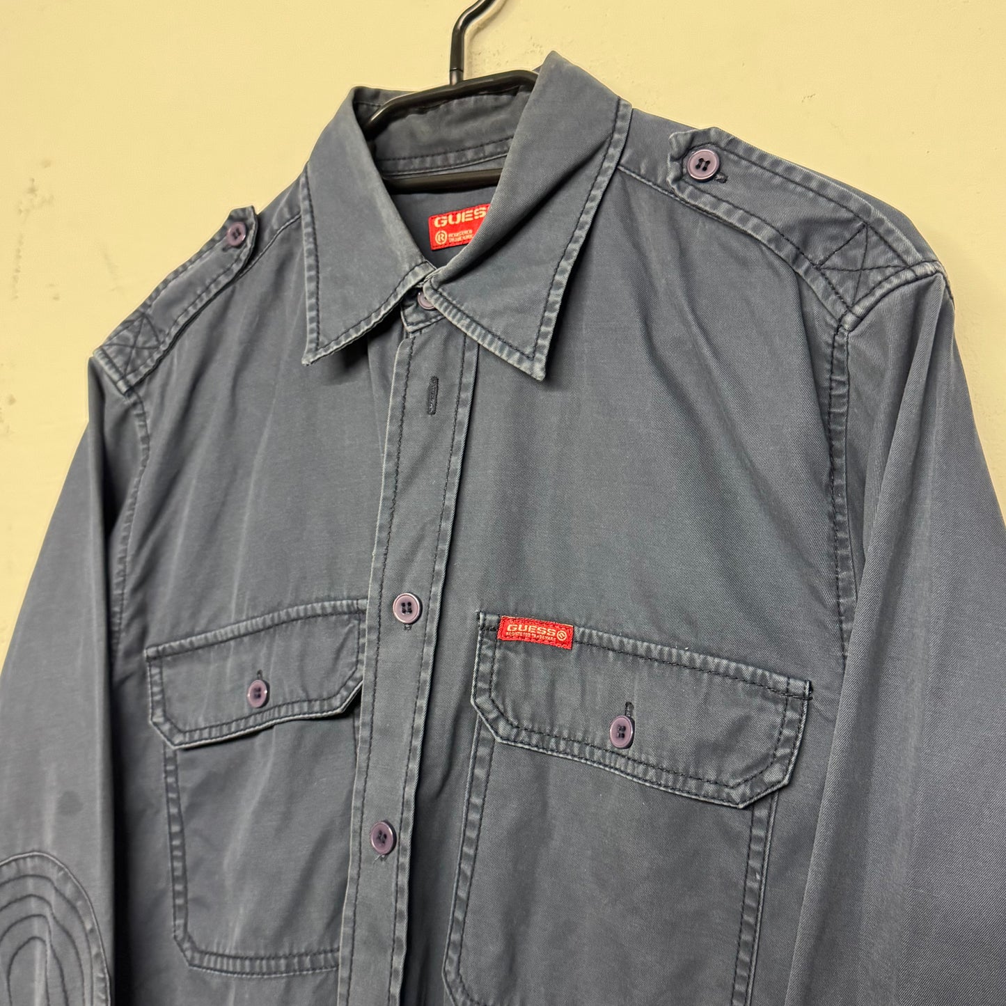 2000‘s Guess Button Up Longsleeve *rare (M)