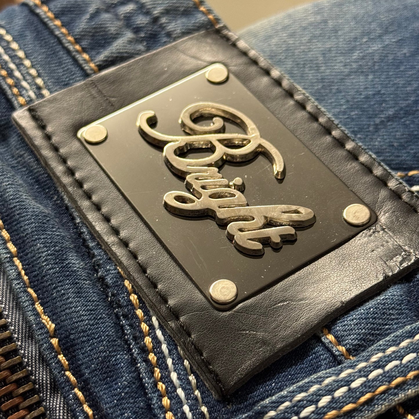 2000’s Bright Limited Edition Tribal Straight Jeans *rare 36x32