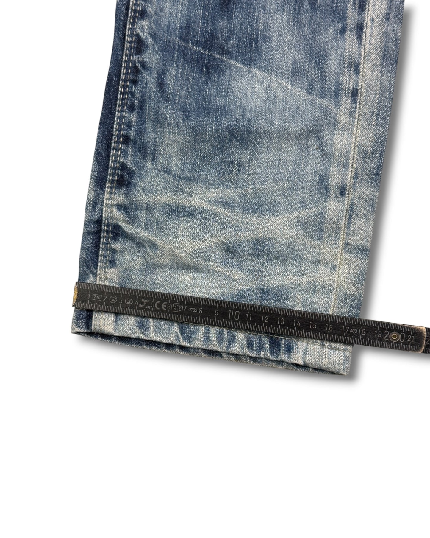 2000's Oniarai Japanese Slim/Straight Jeans *very rare 32x32 (M)
